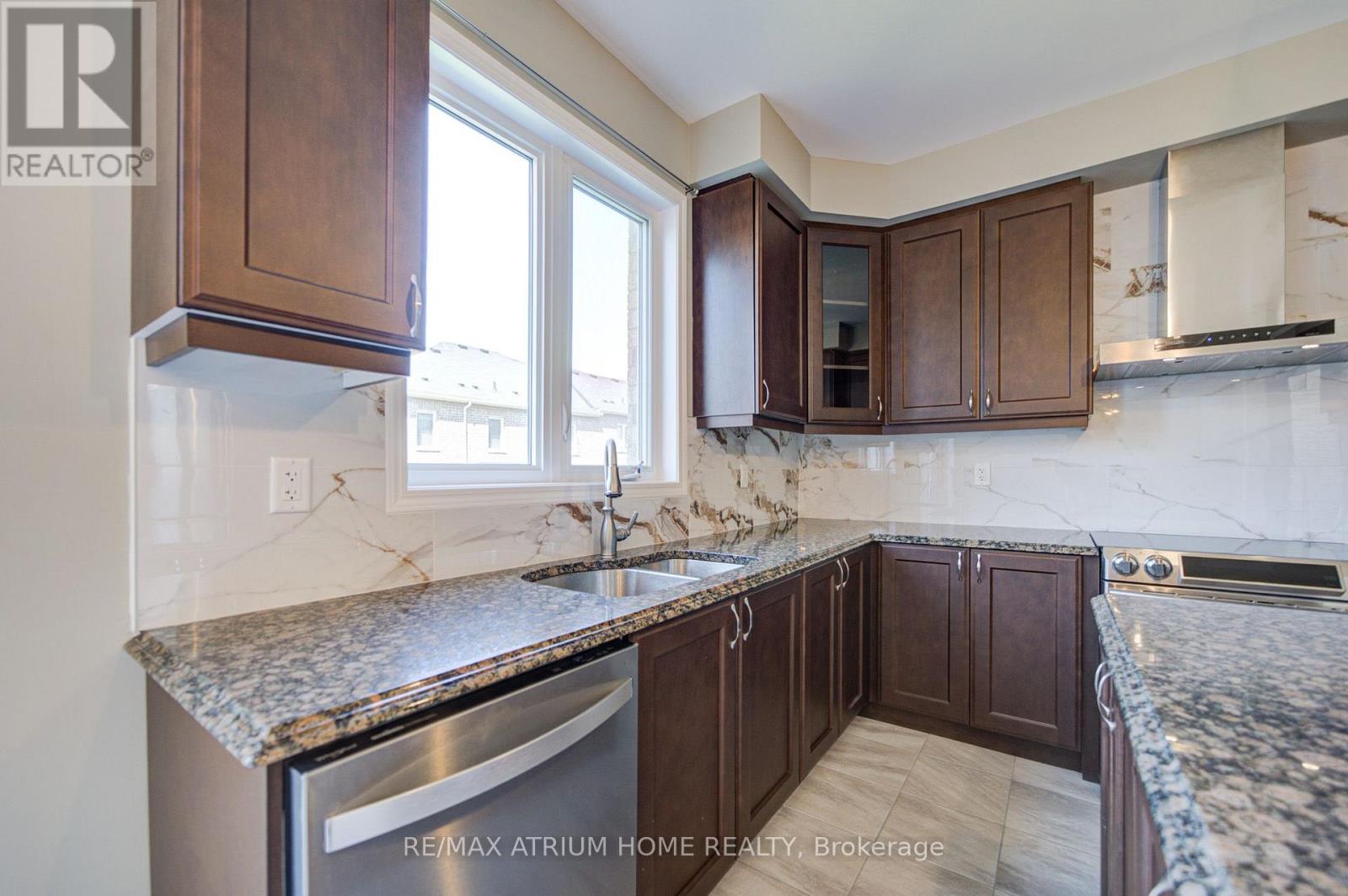 396 Thomas Phillips Drive Property Photo 26