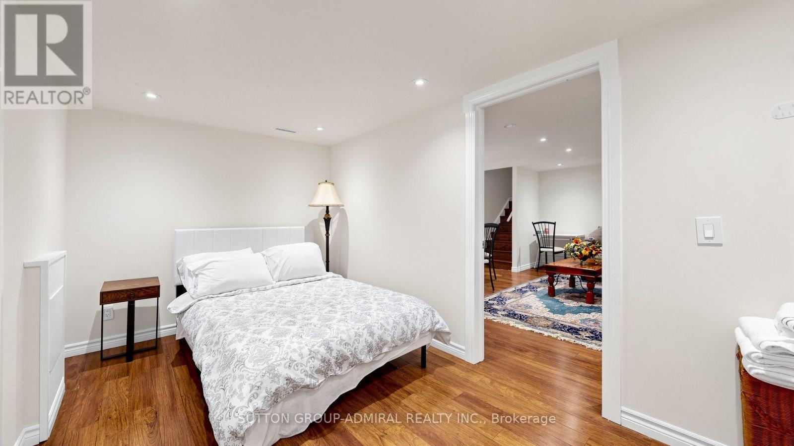 12 Saunders Lane Property Photo 32