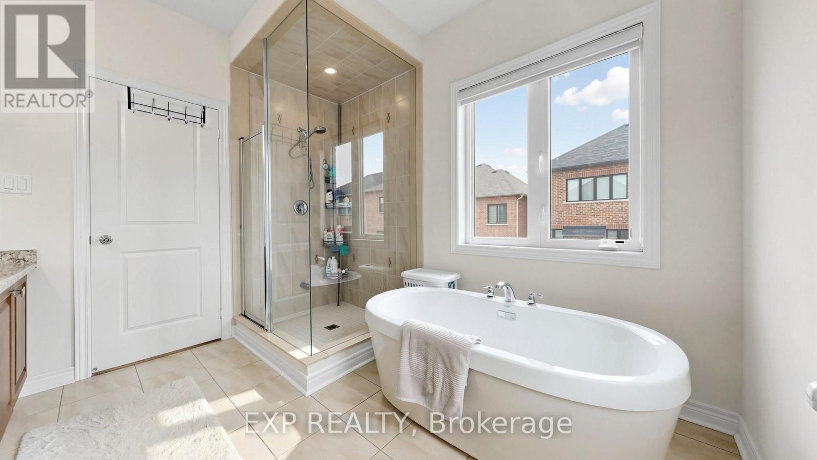 34 Buttonleaf Crescent Property Photo 24