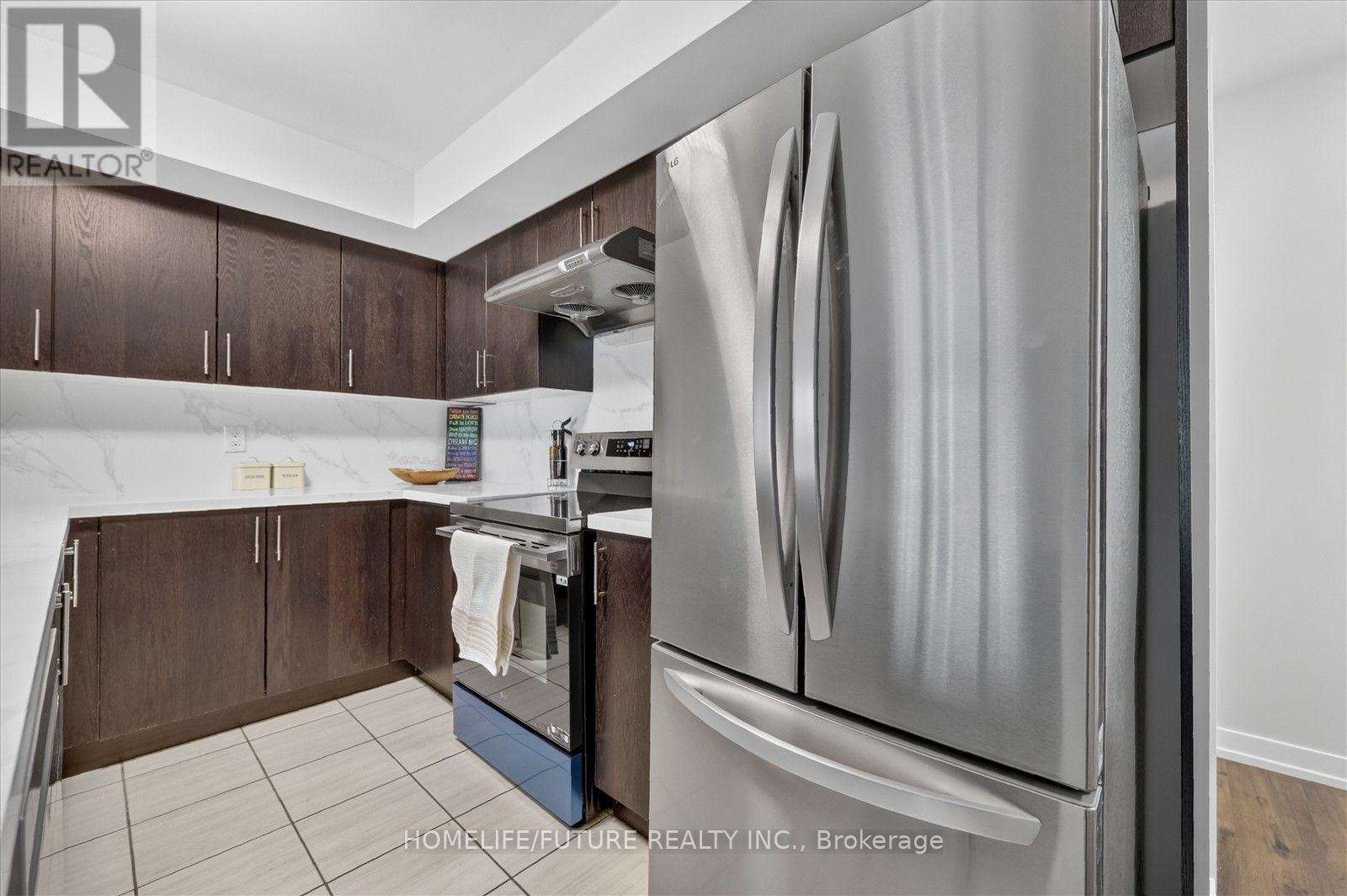 1108 - 65 Lindcrest Manor Property Photo 14