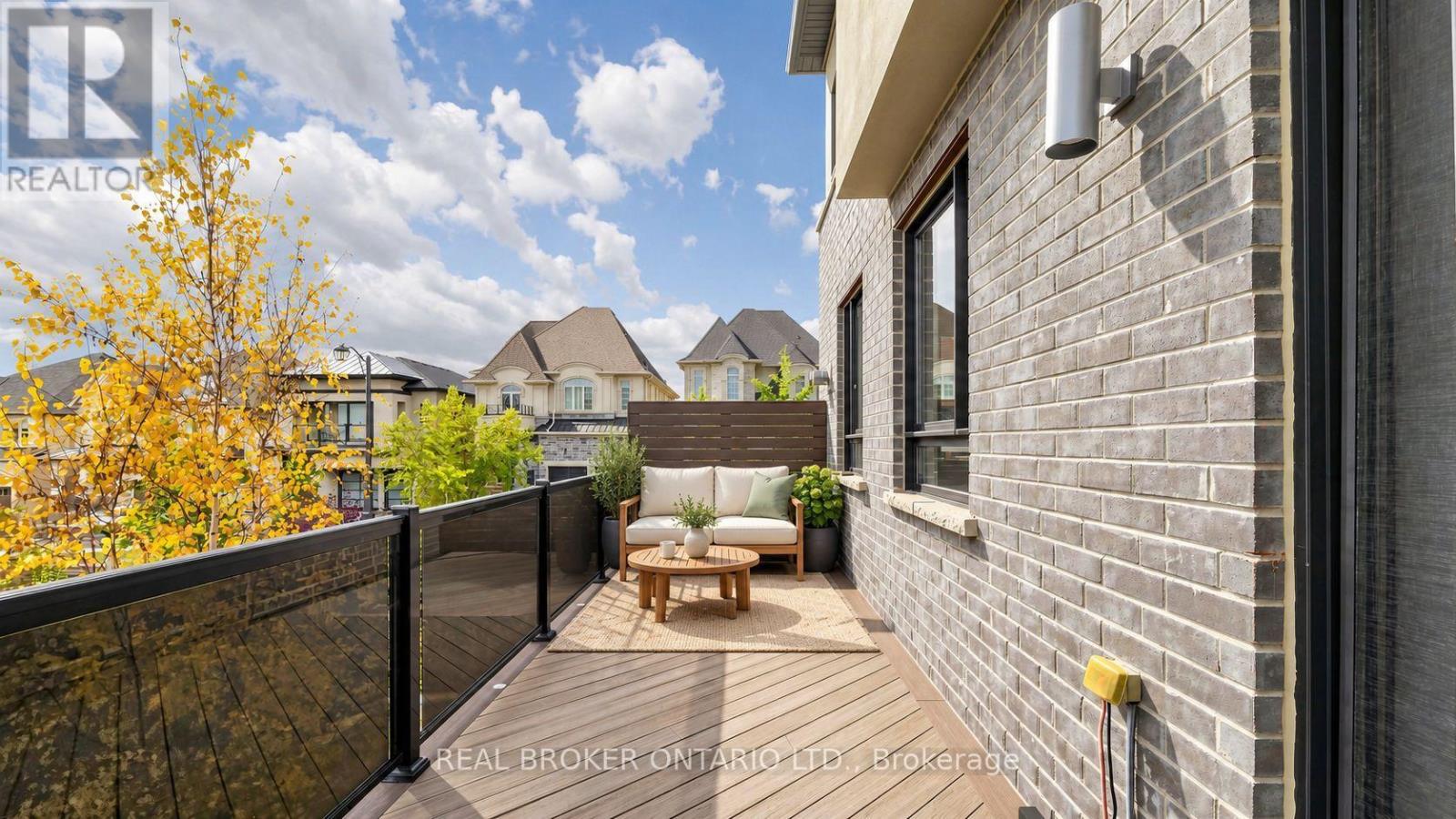 106 Via Romano Boulevard Property Photo 9