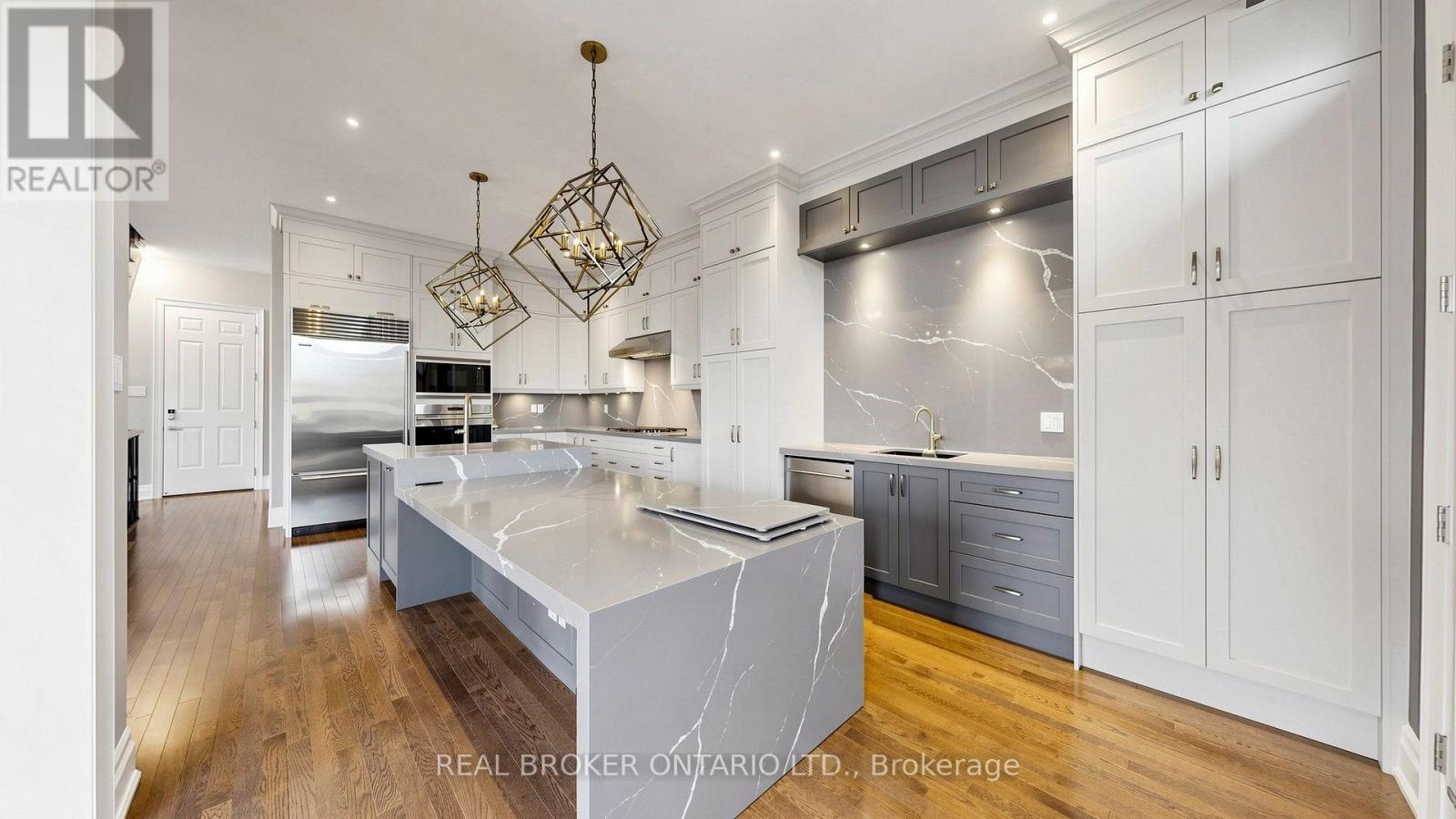 106 Via Romano Boulevard Property Photo 11