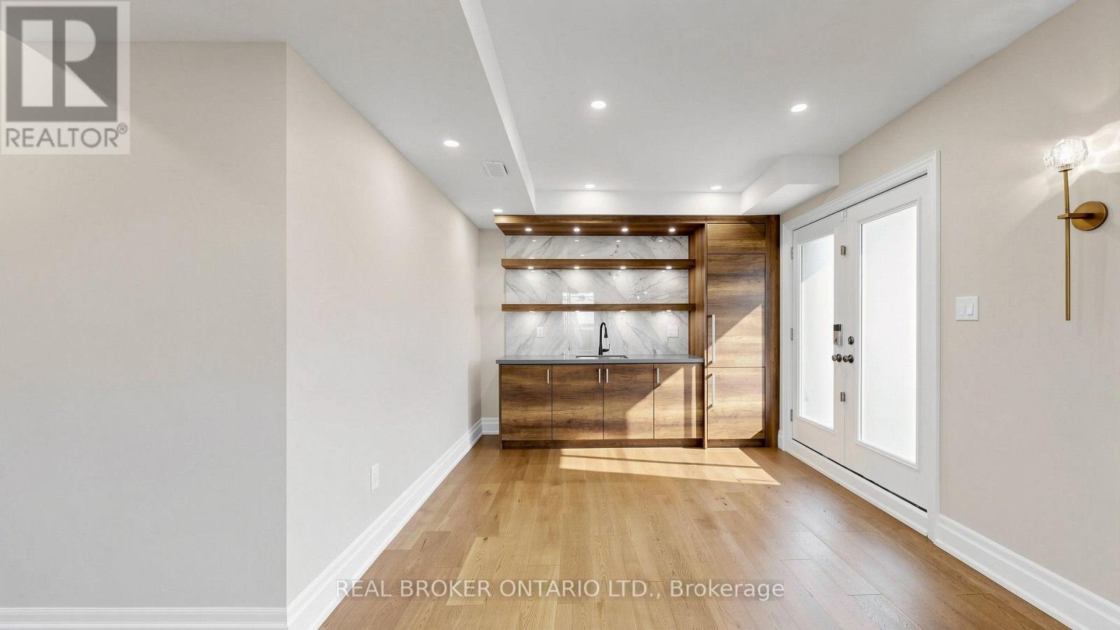 106 Via Romano Boulevard Property Photo 26