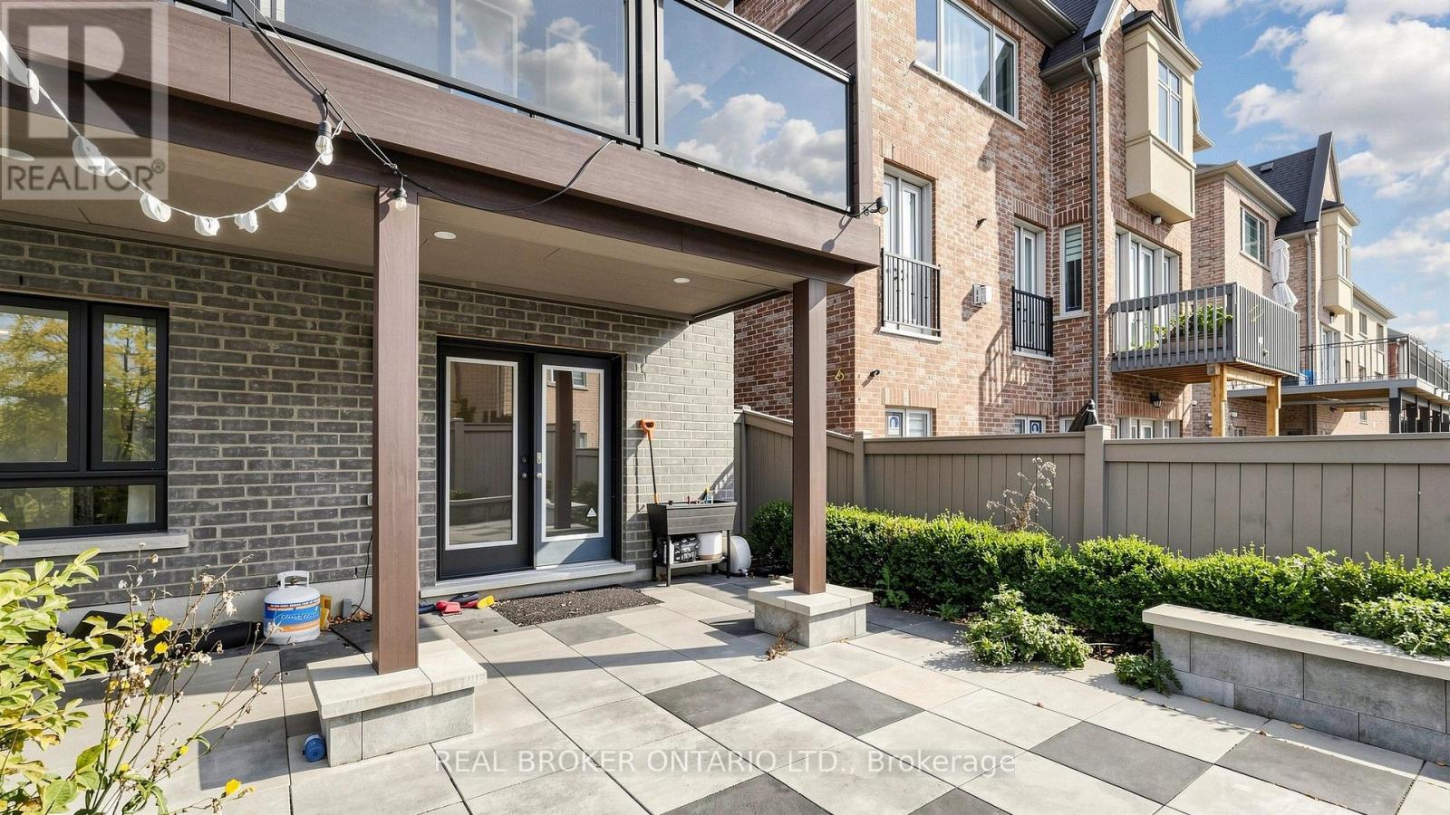 106 Via Romano Boulevard Property Photo 33