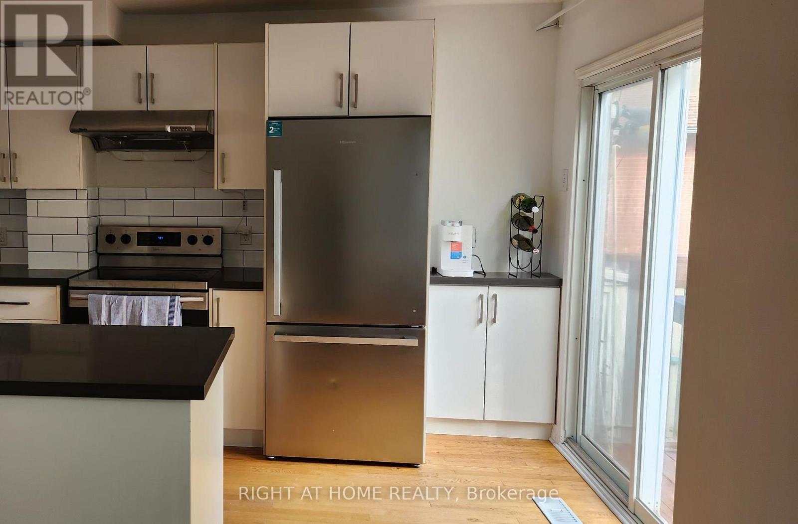 63 Lindsay Avenue Property Photo 4
