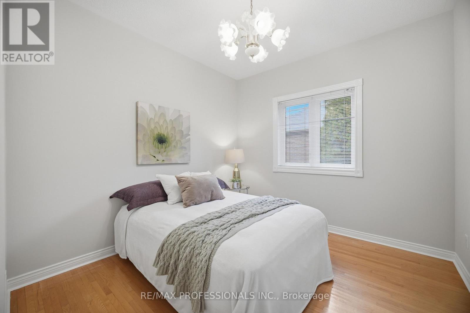 8 Piper Court Property Photo 24