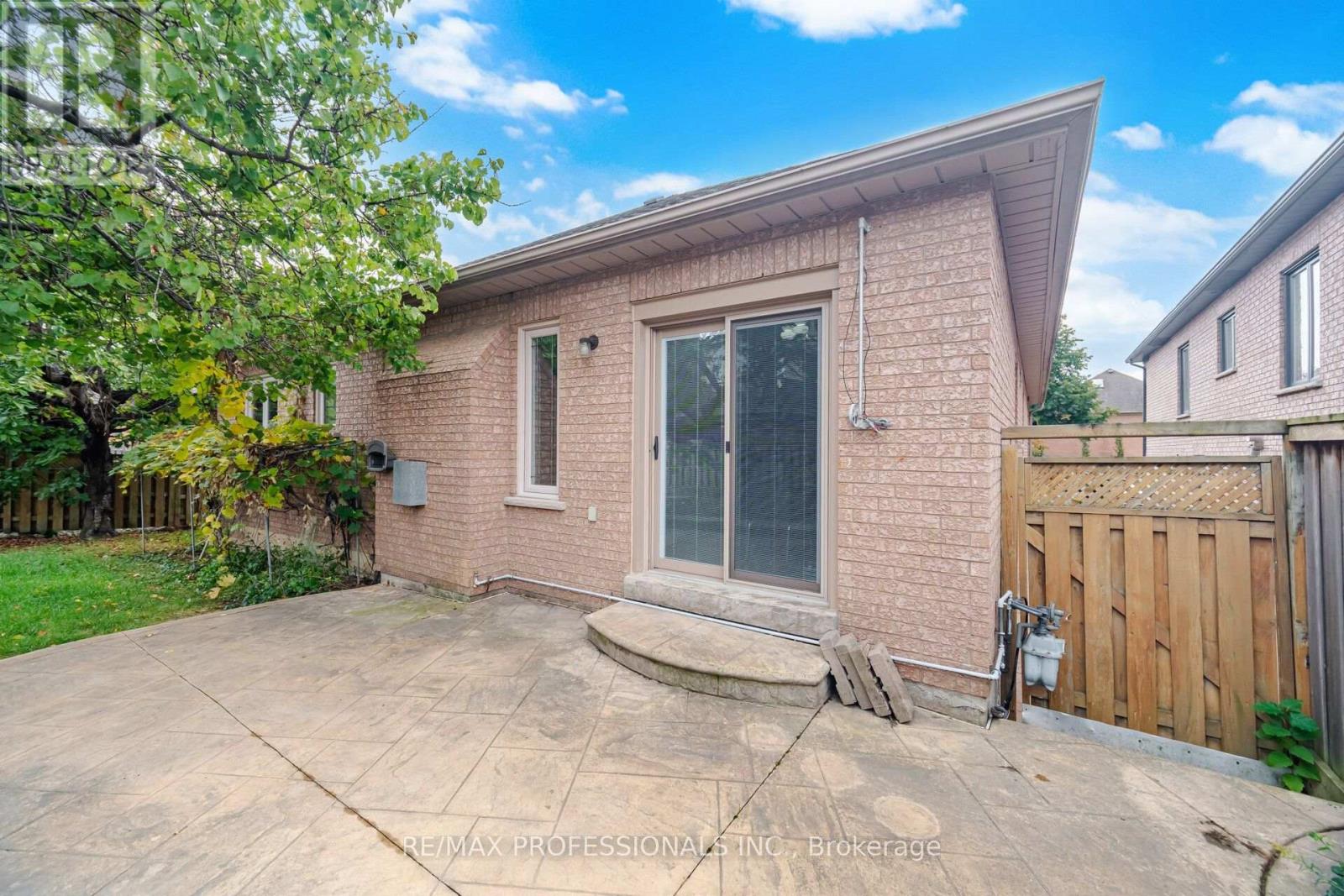 8 Piper Court Property Photo 42