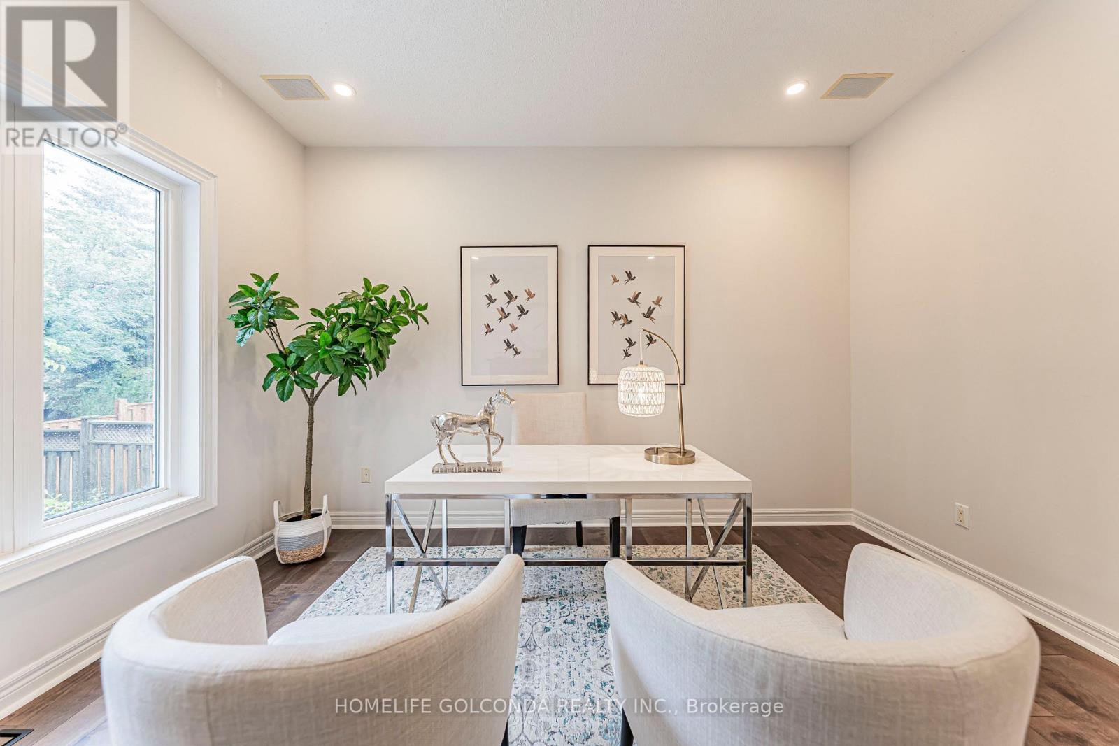 30 Goldring Crescent Property Photo 16