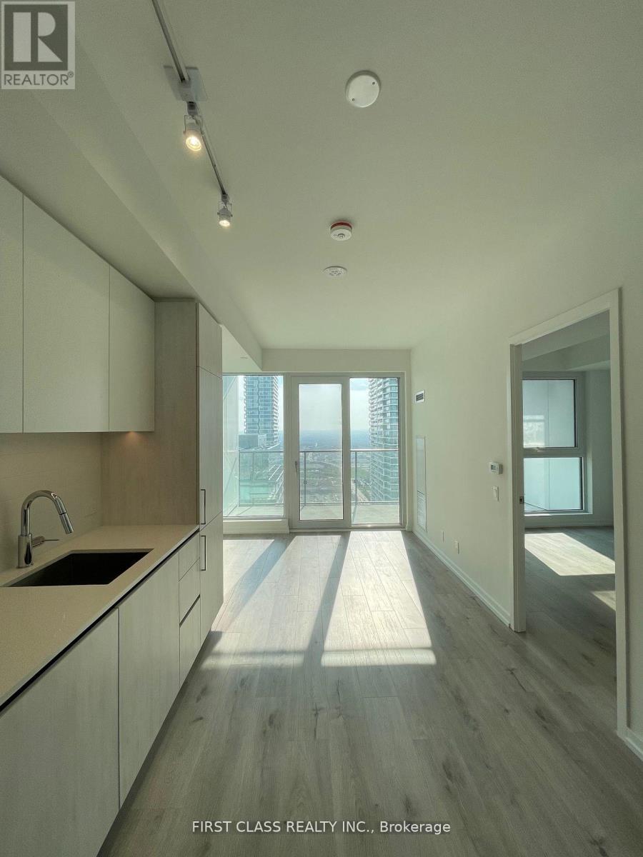 4505 - 7890 Jane Street Property Photo 10