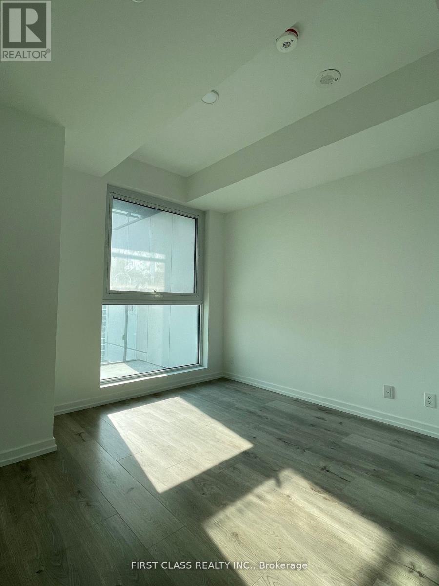 4505 - 7890 Jane Street Property Photo 11