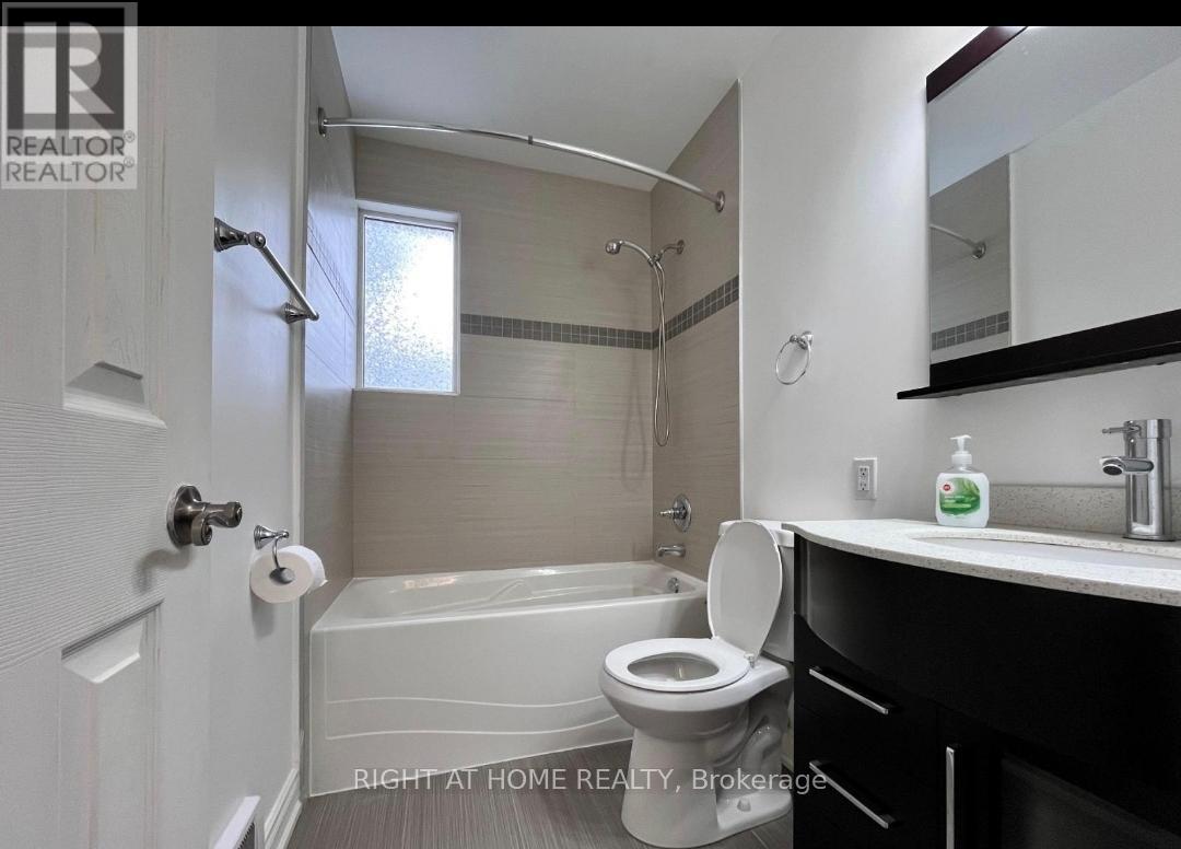 Upper - 195 Taylor Mills Drive N Property Photo 15