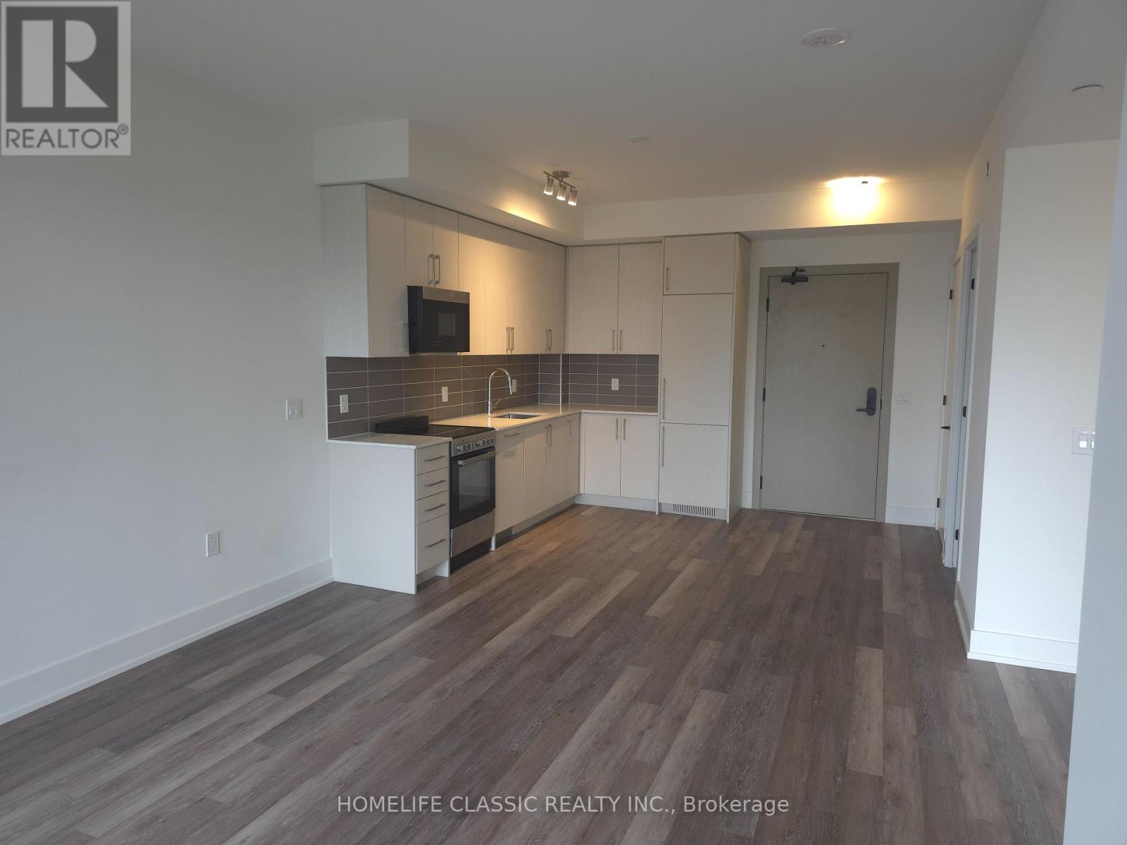 419 - 2075 King Road Property Photo 7