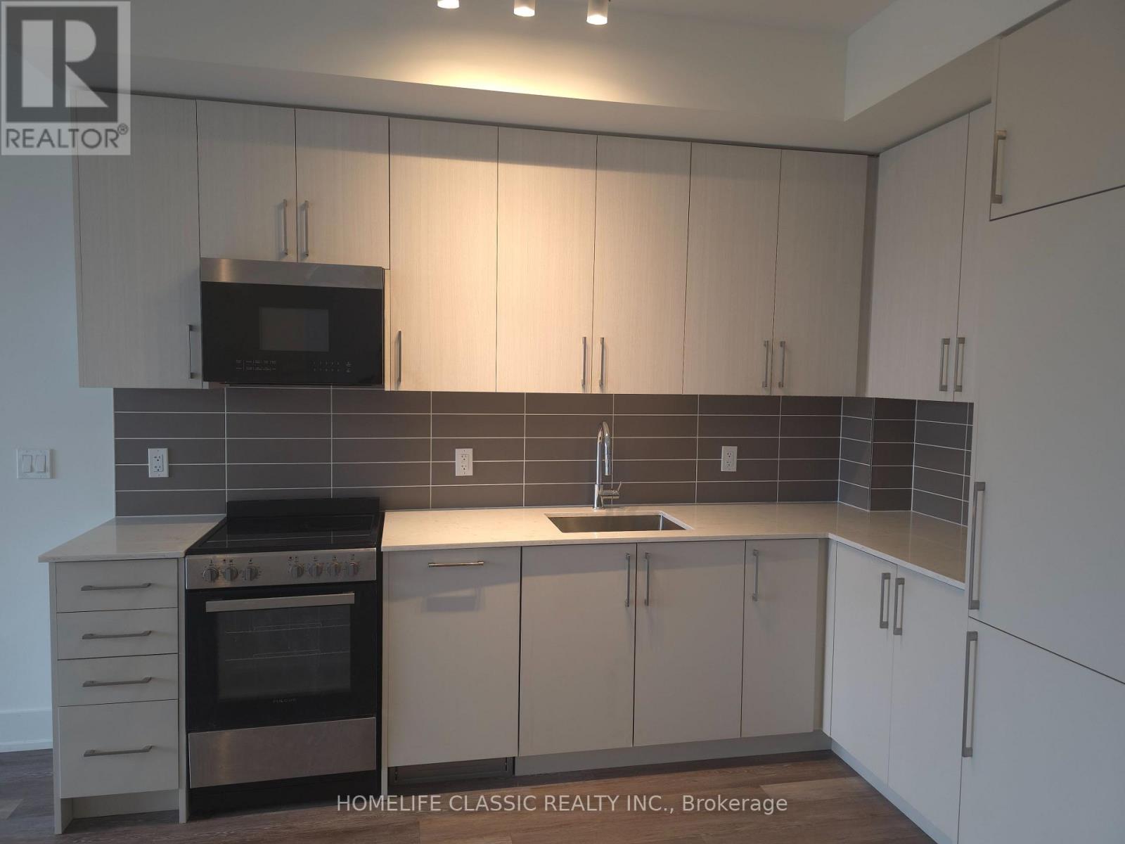 419 - 2075 King Road Property Photo 8