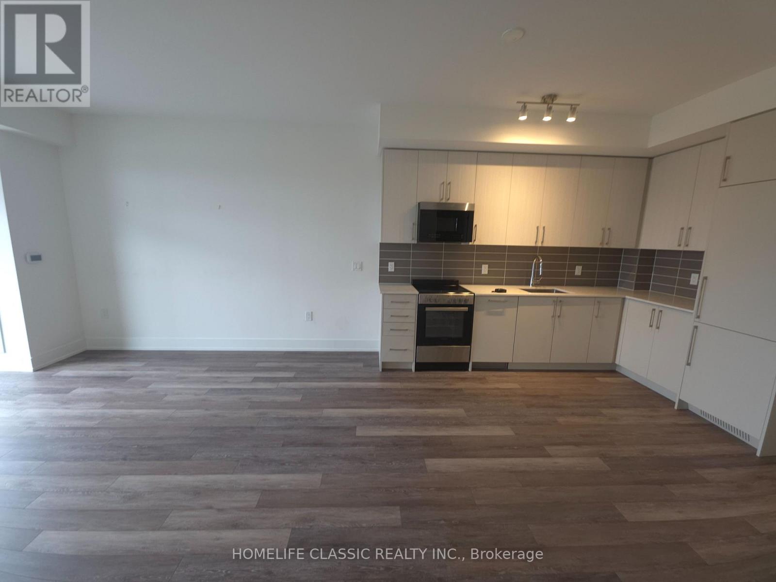 419 - 2075 King Road Property Photo 9