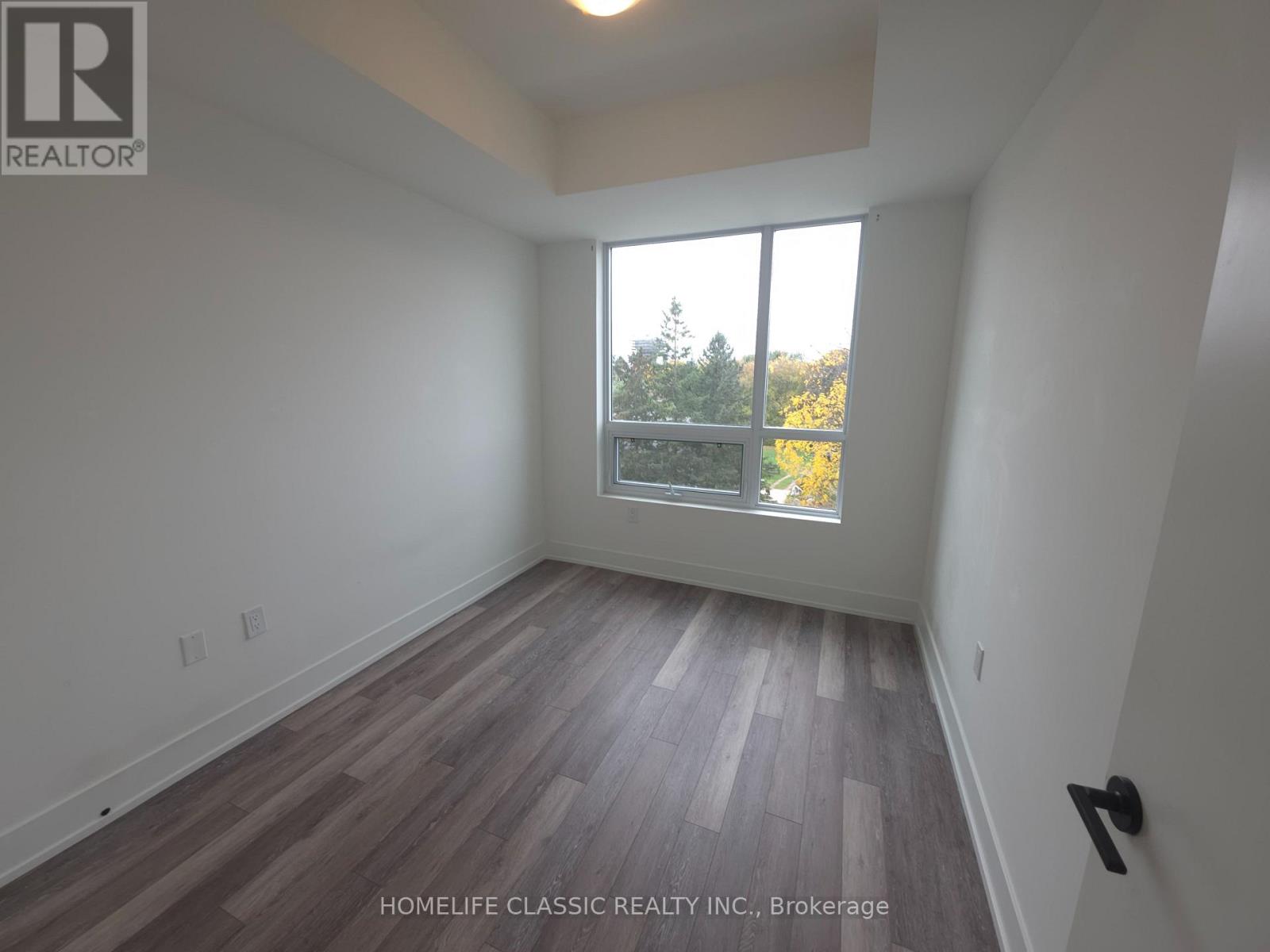 419 - 2075 King Road Property Photo 11