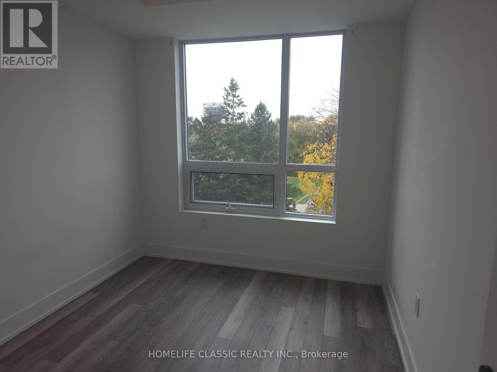419 - 2075 King Road Property Photo 12