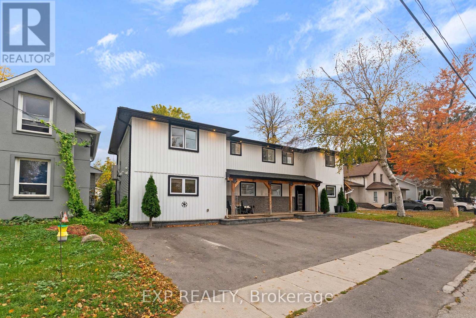 143 Albert Street W Property Photo 2