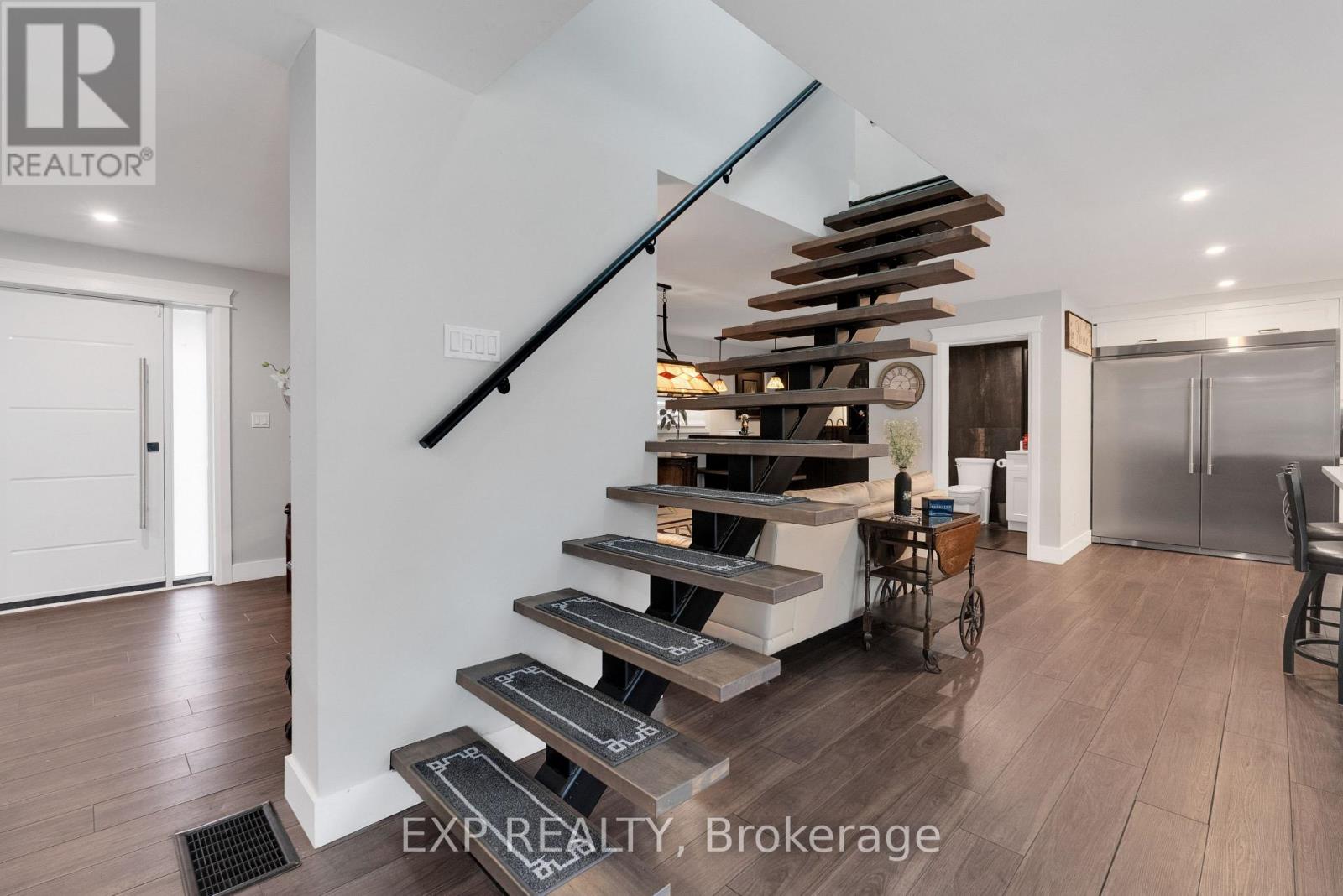 143 Albert Street W Property Photo 15