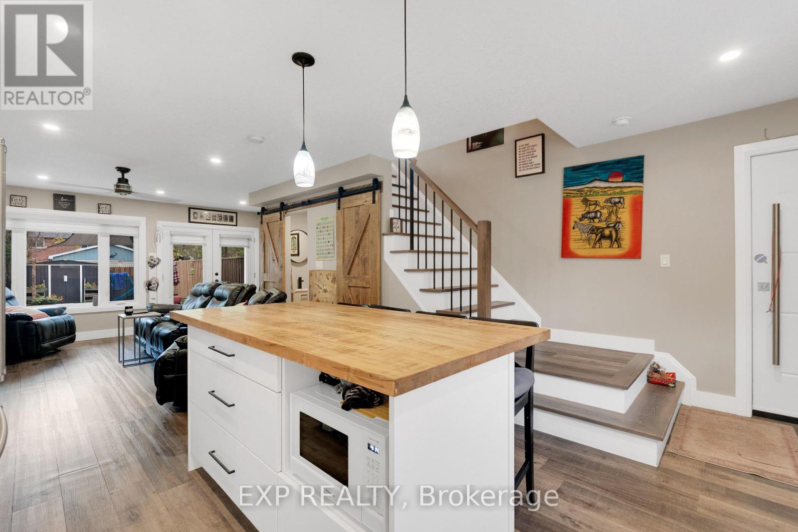 143 Albert Street W Property Photo 27