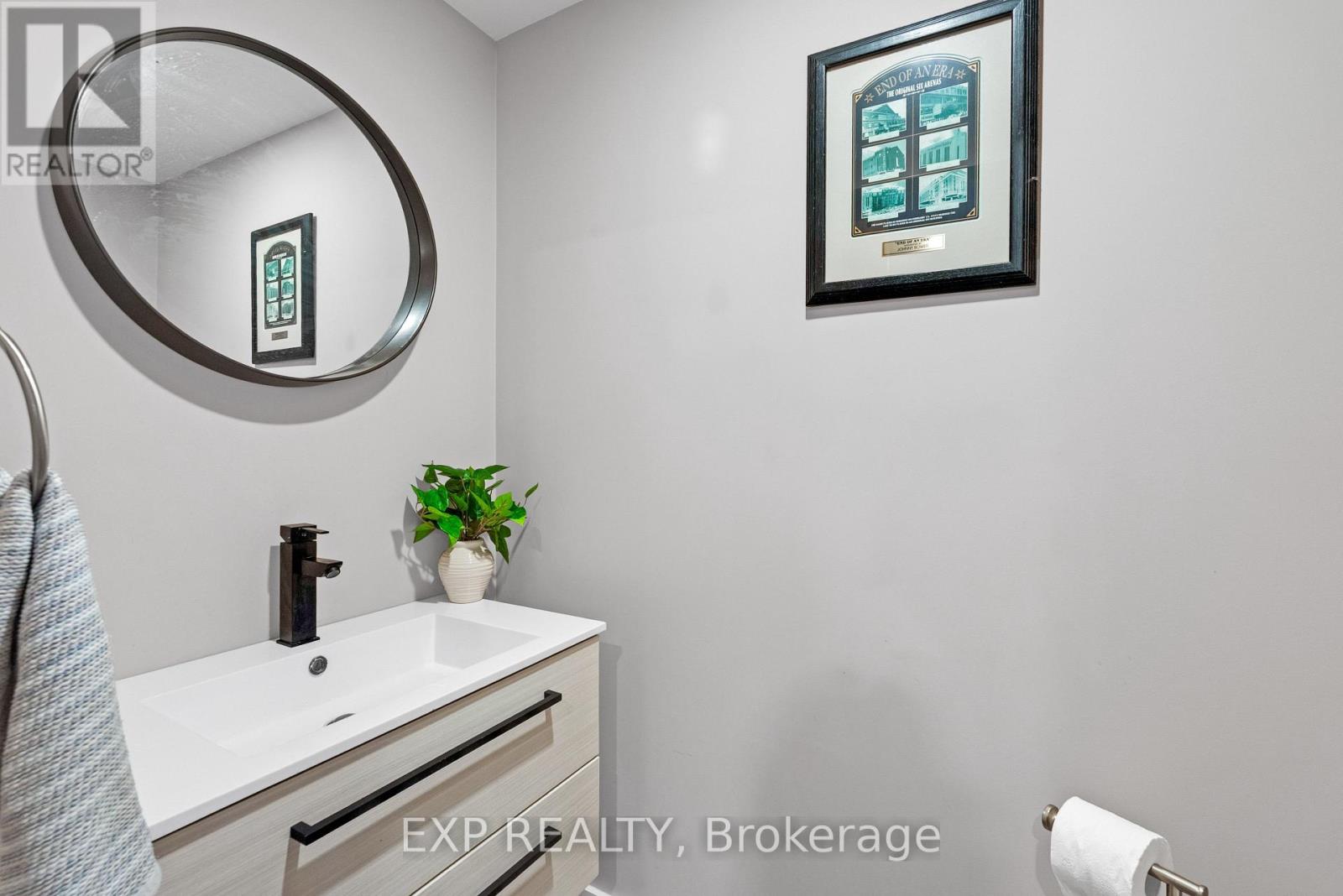143 Albert Street W Property Photo 32