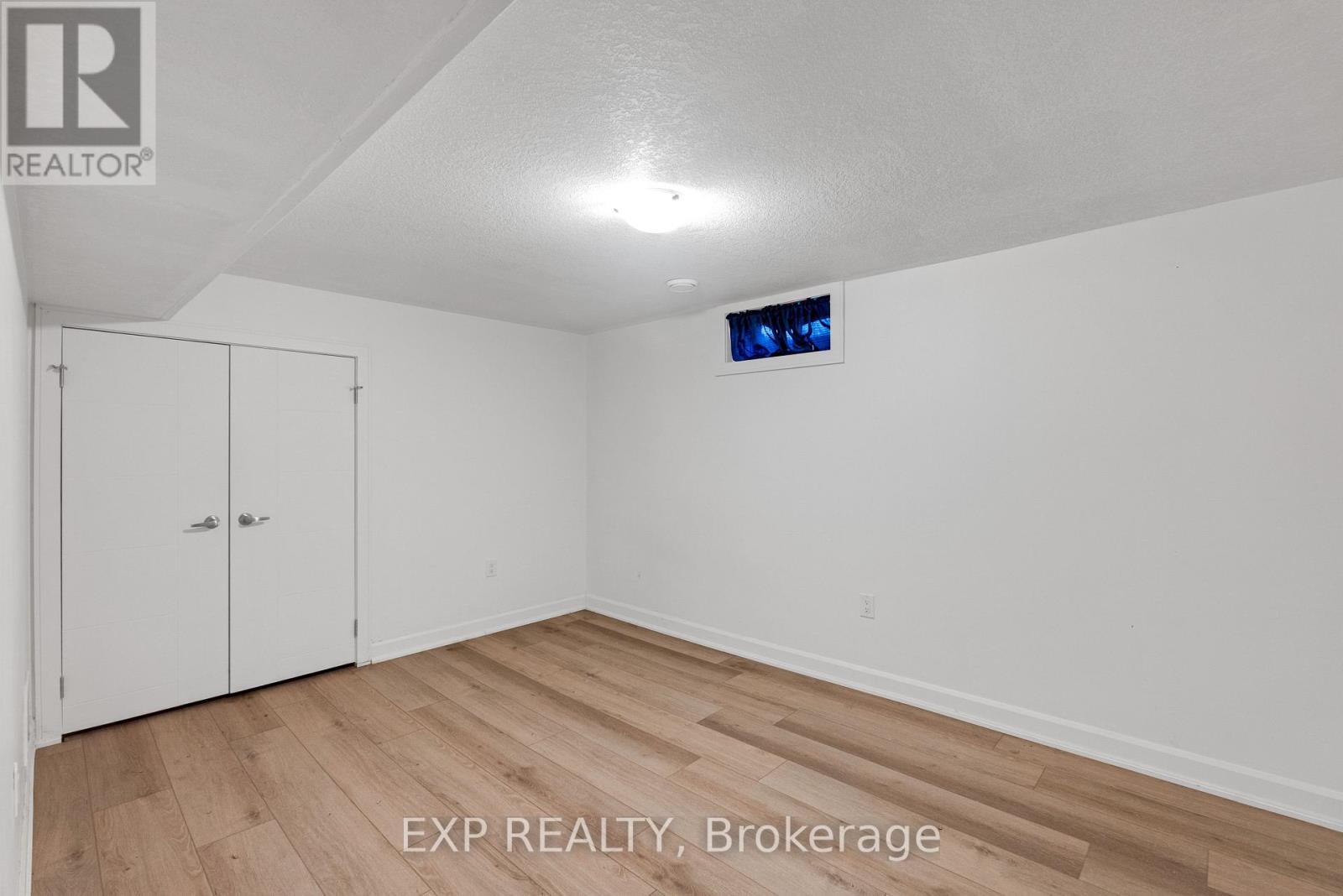 143 Albert Street W Property Photo 48