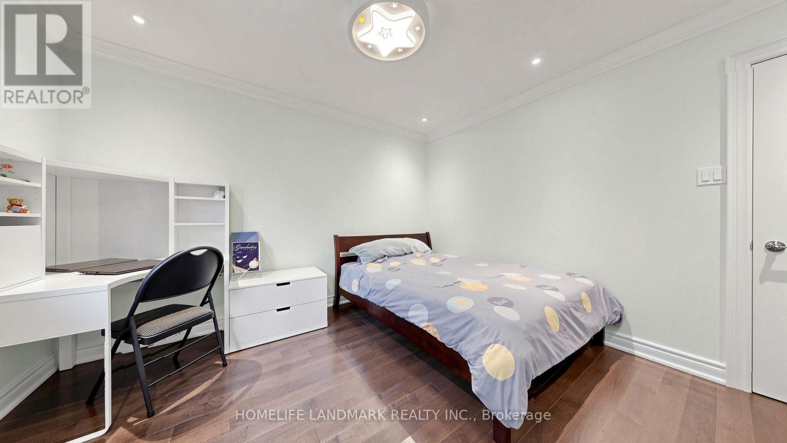 4 Bishop Crescent Property Photo 18