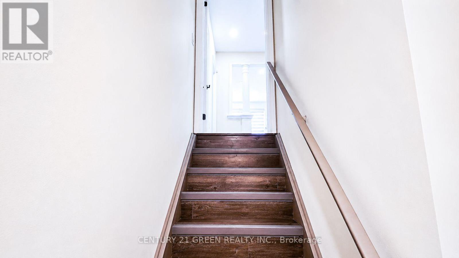 61 Magdalan Crescent Property Photo 35