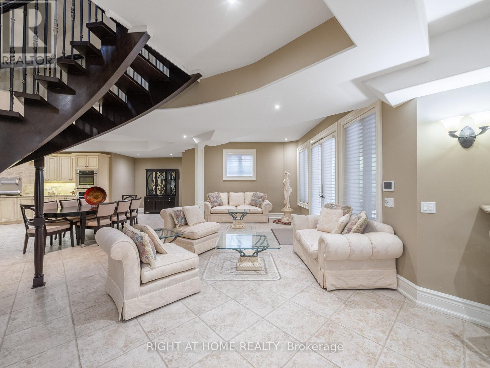 100 Rocmary Place Property Photo 28