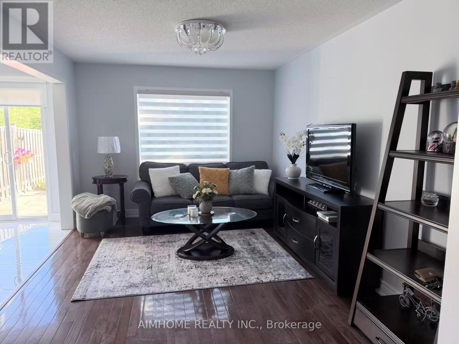 673 Caboto Trail Property Photo 8
