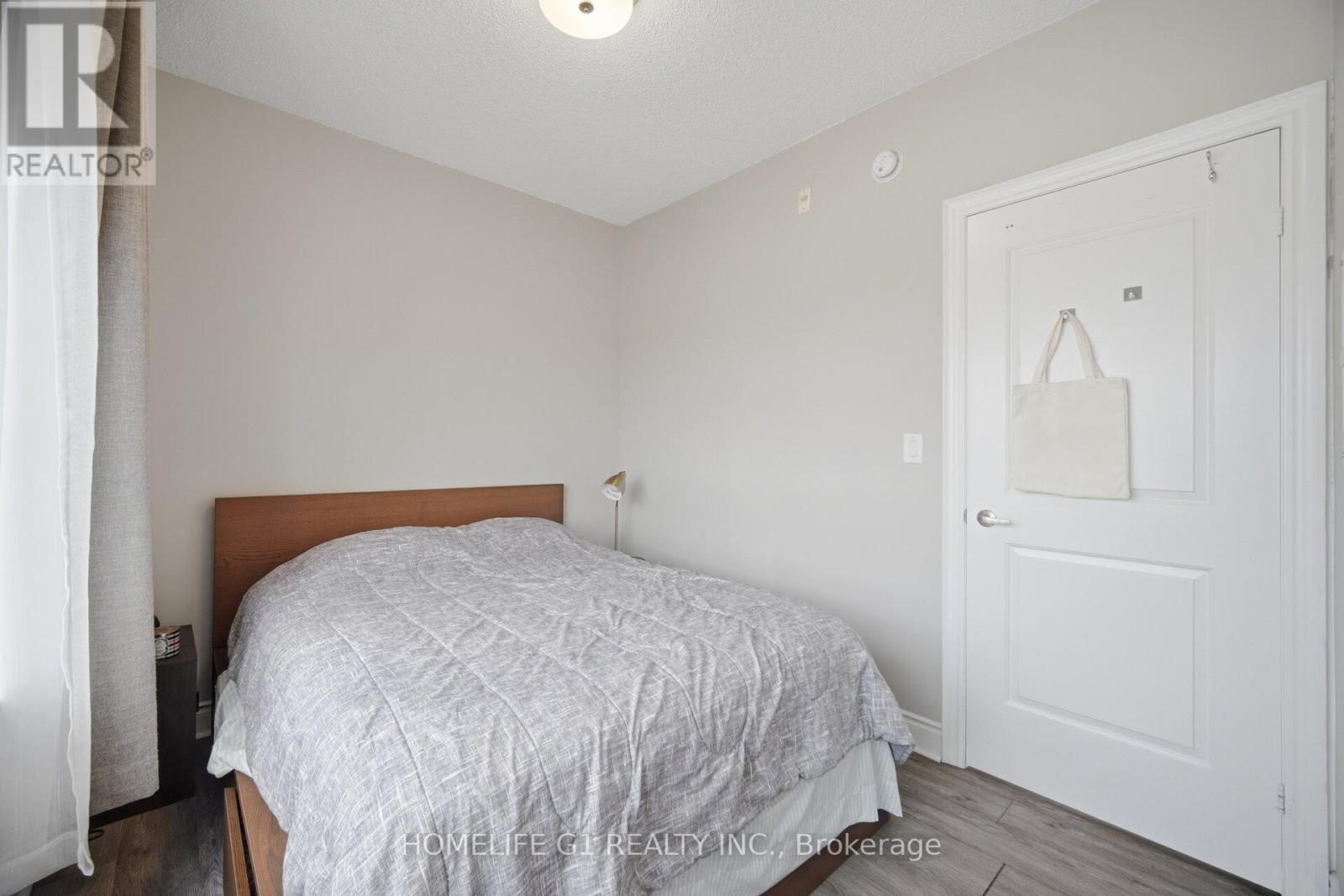 212 - 2396 Major Mackenzie Drive Property Photo 11