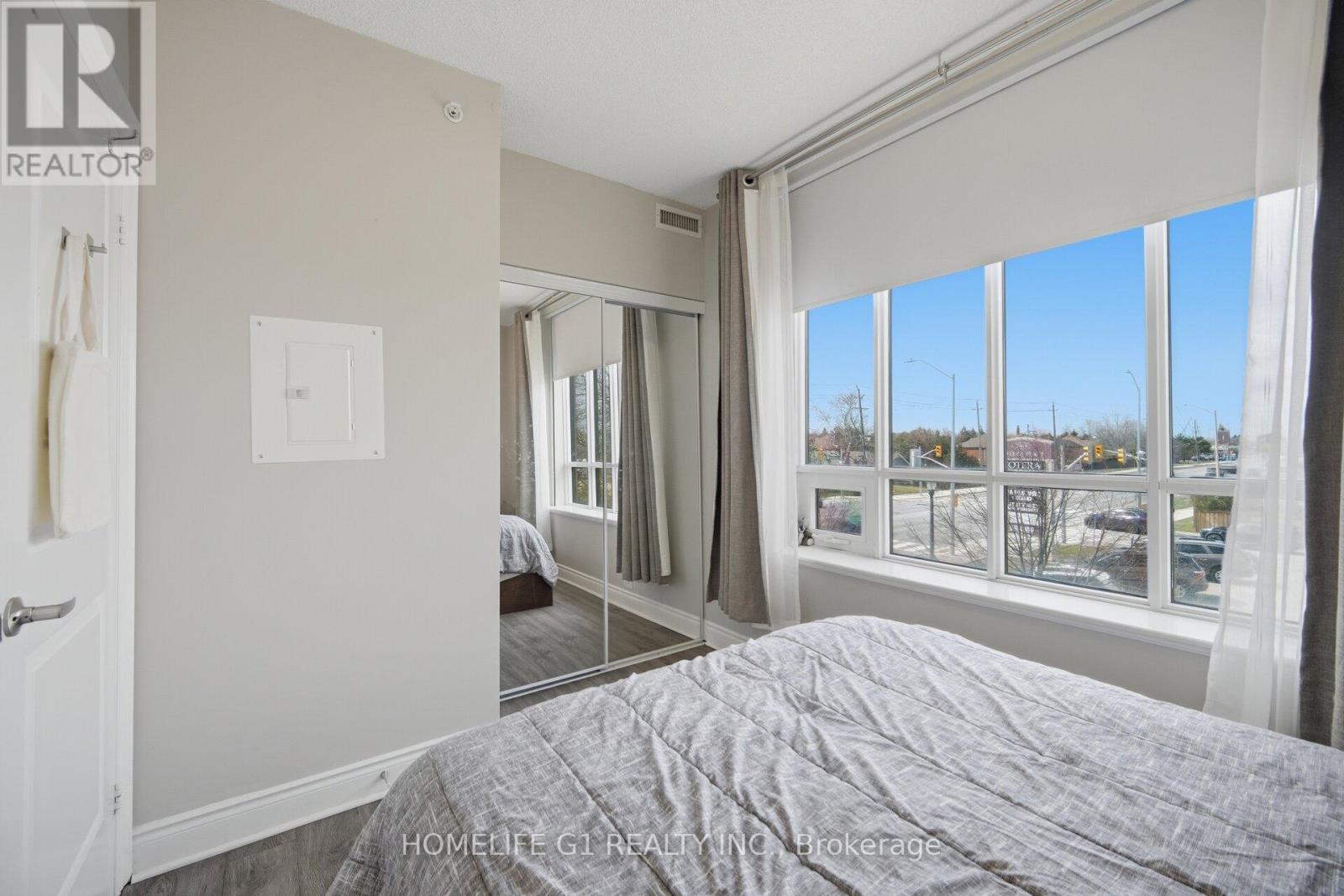212 - 2396 Major Mackenzie Drive Property Photo 12