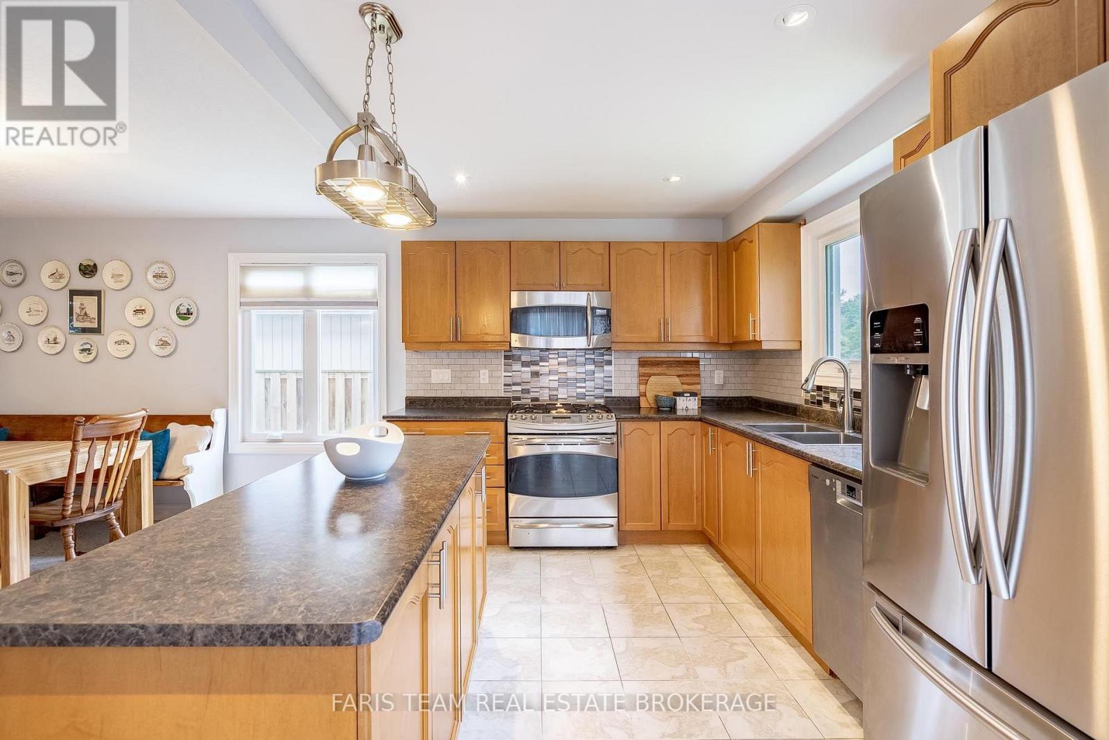 7 Mancini Drive Property Photo 8