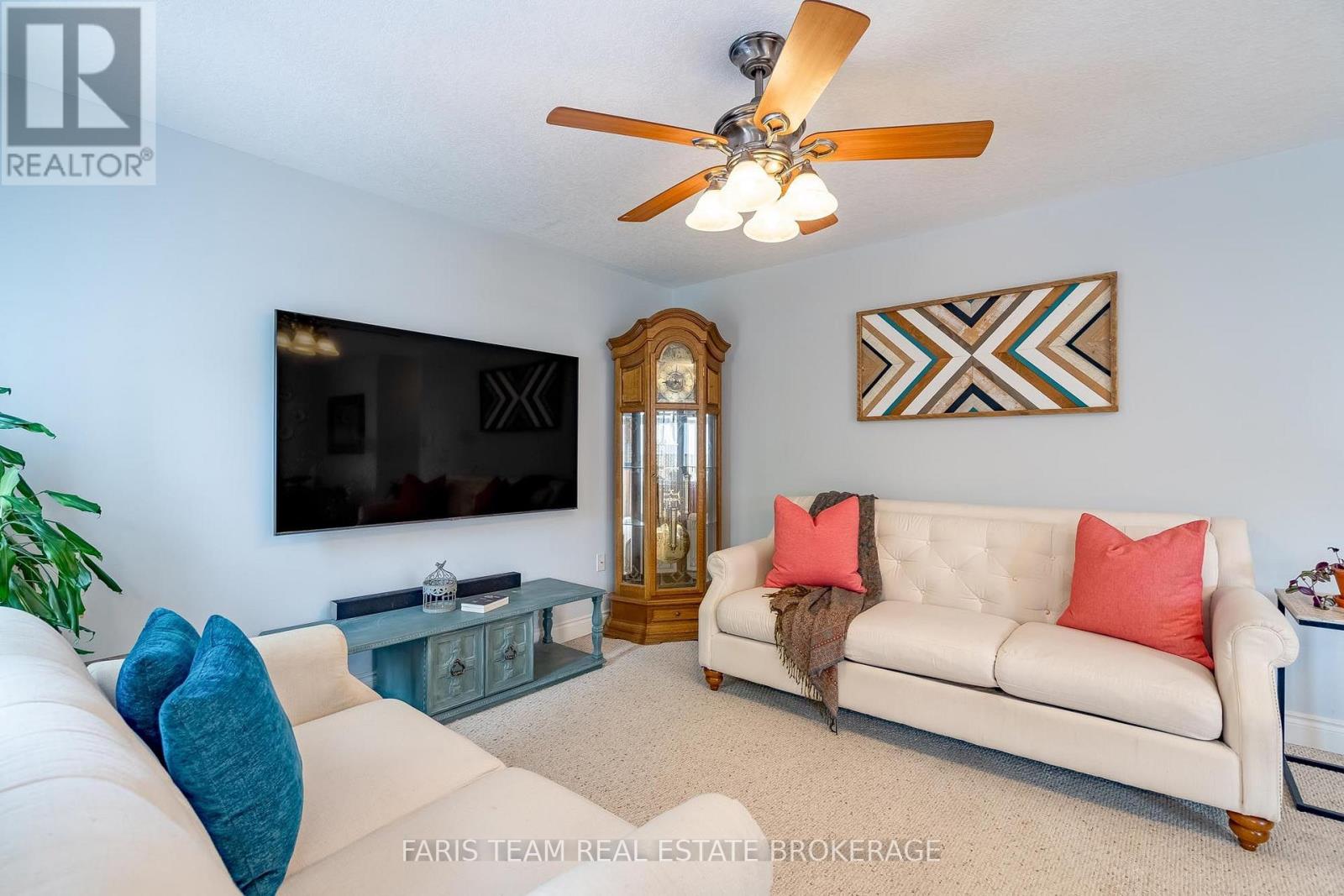 7 Mancini Drive Property Photo 12