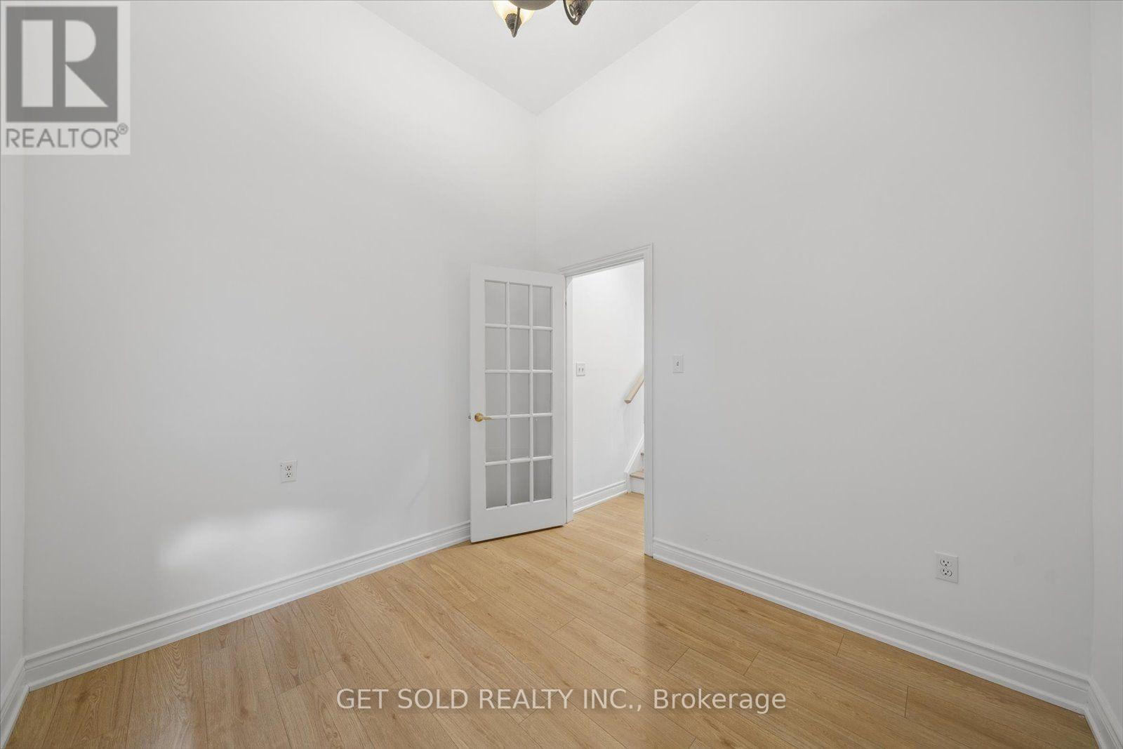 5 Ravine Edge Drive Property Photo 20