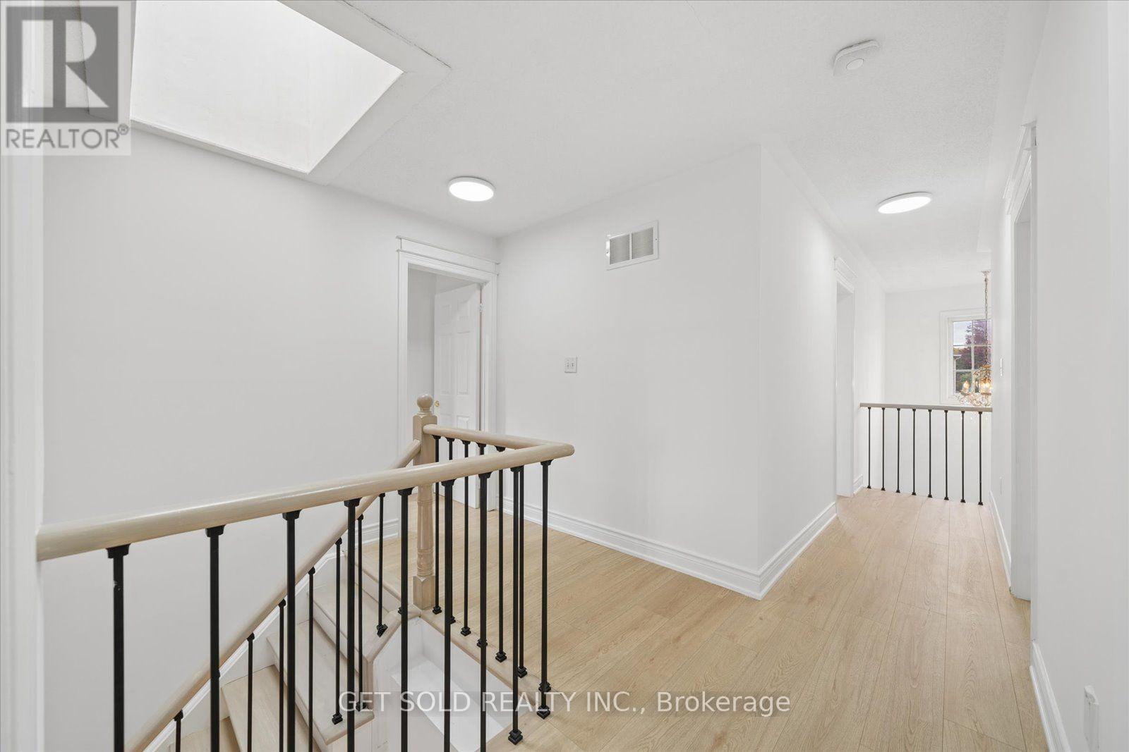 5 Ravine Edge Drive Property Photo 23