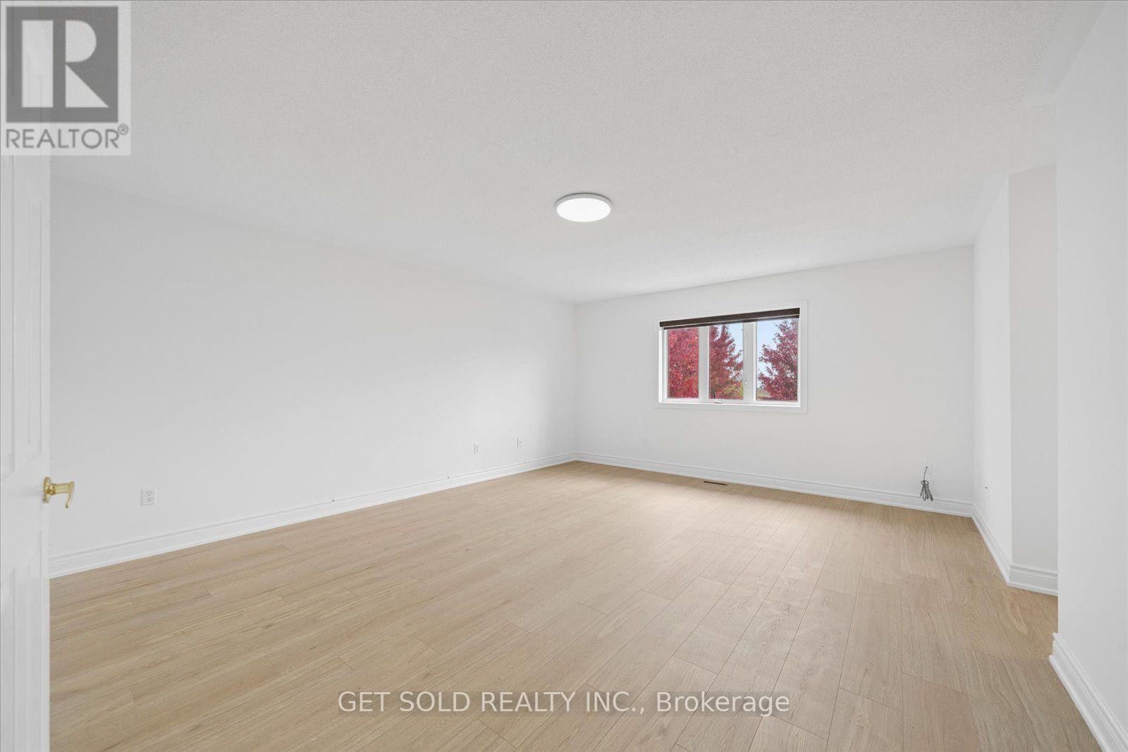 5 Ravine Edge Drive Property Photo 24