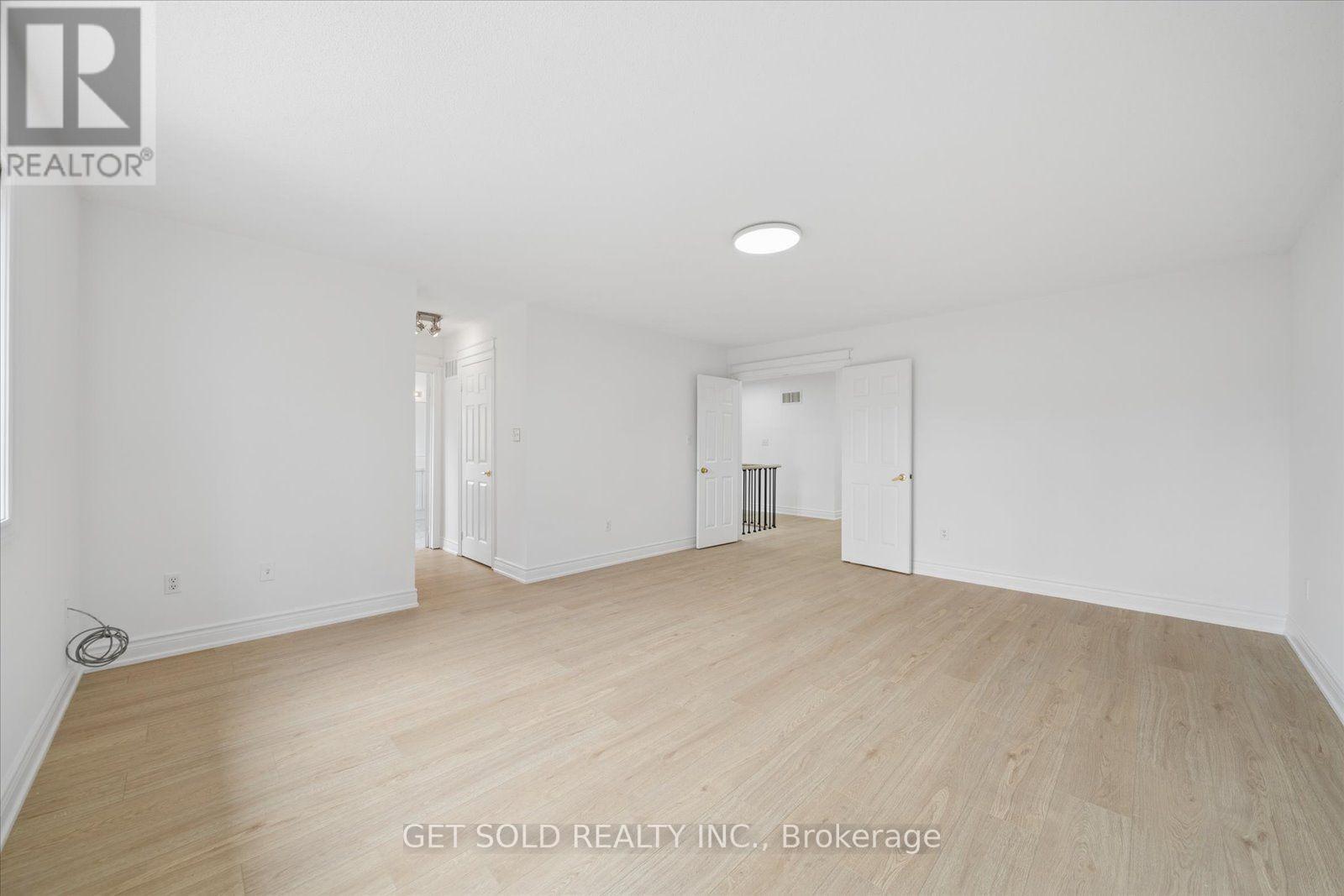 5 Ravine Edge Drive Property Photo 26