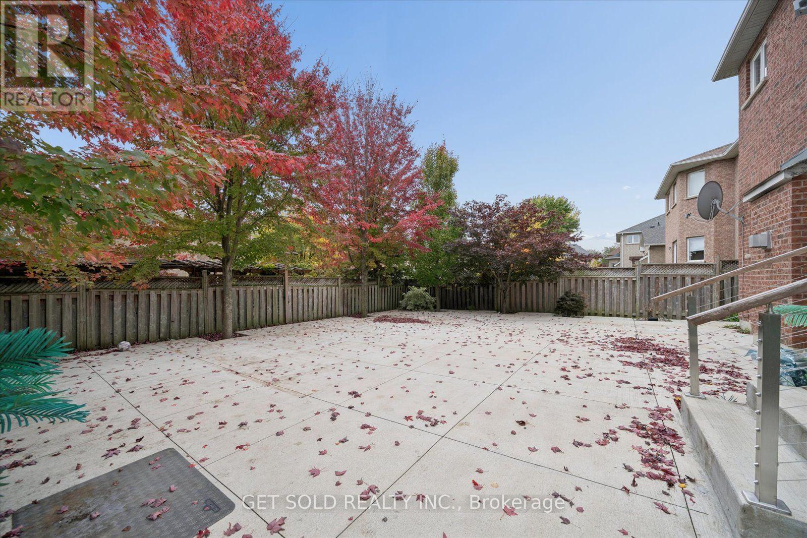 5 Ravine Edge Drive Property Photo 48