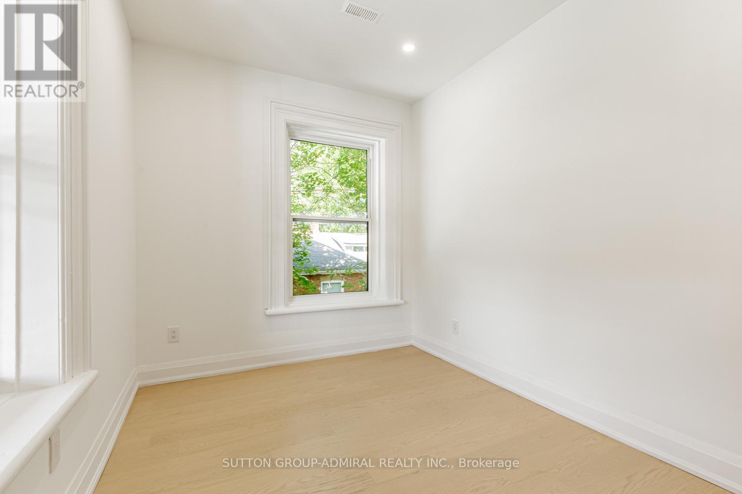 1 - 457 D'arcy Street Property Photo 23