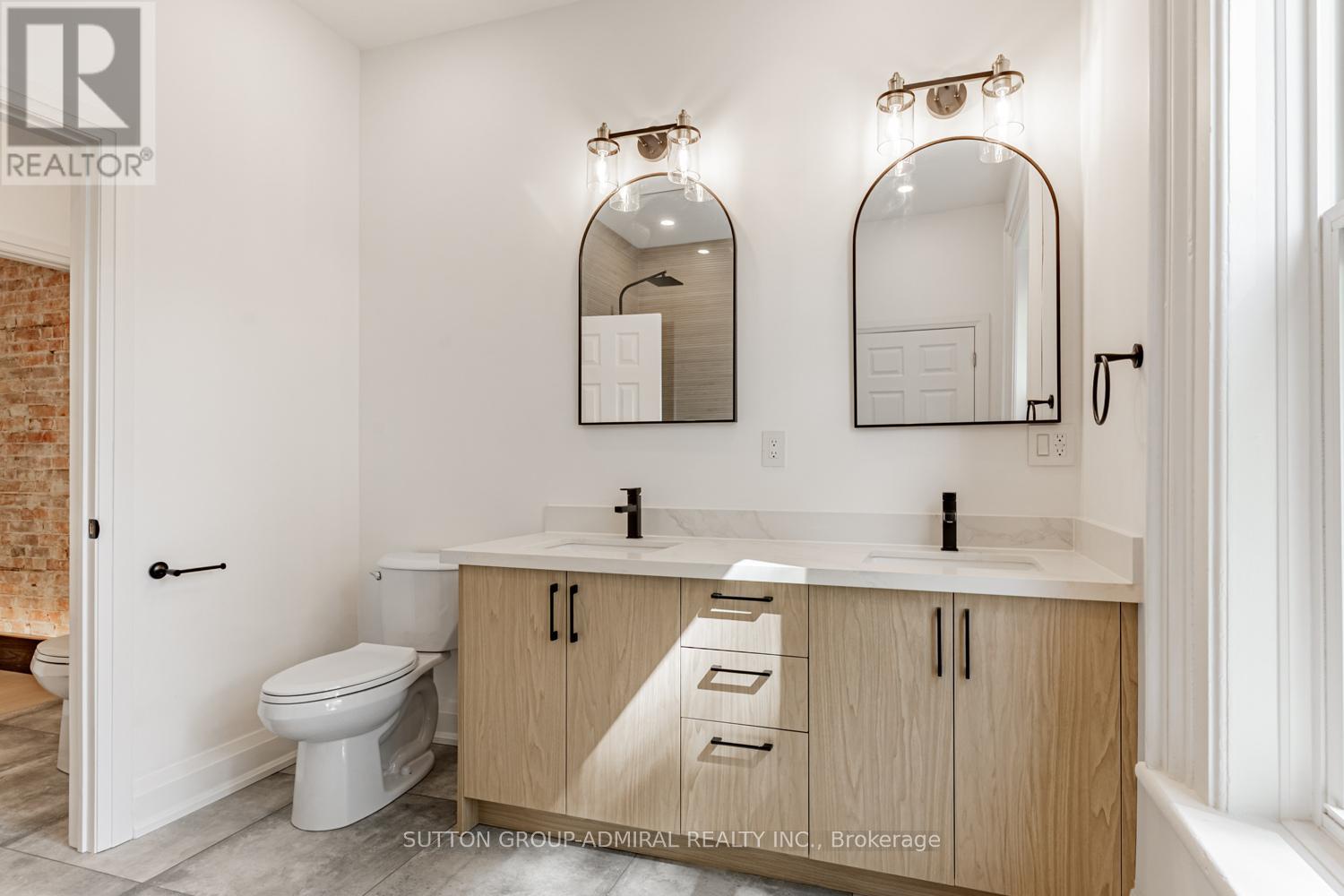 1 - 457 D'arcy Street Property Photo 28