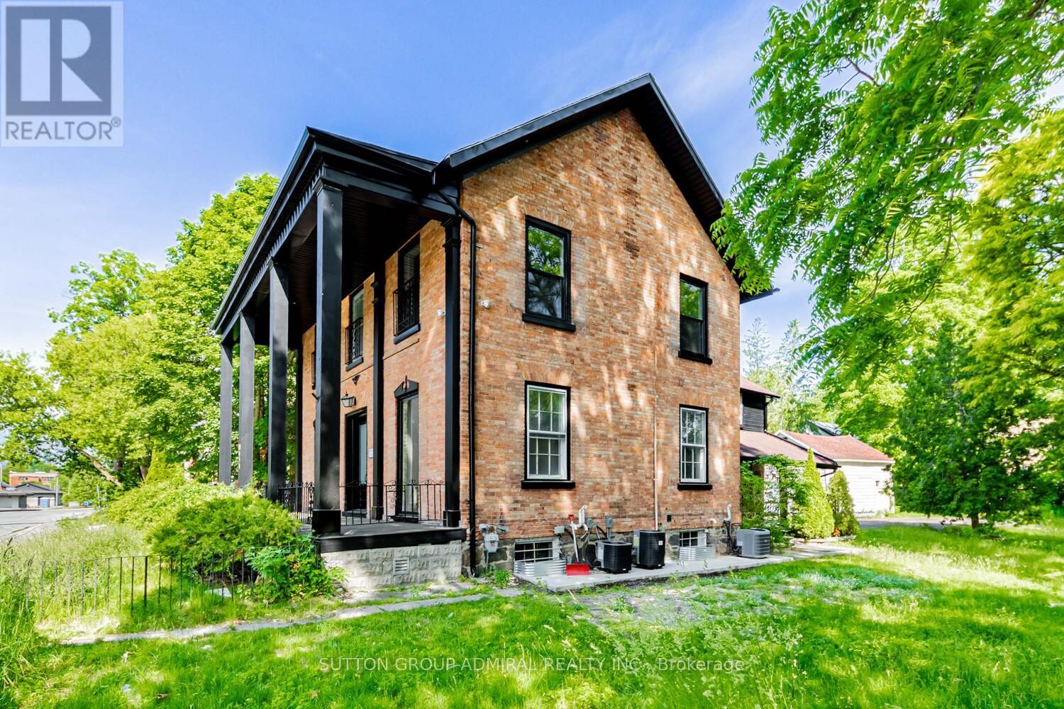 1 - 457 D'arcy Street Property Photo 32