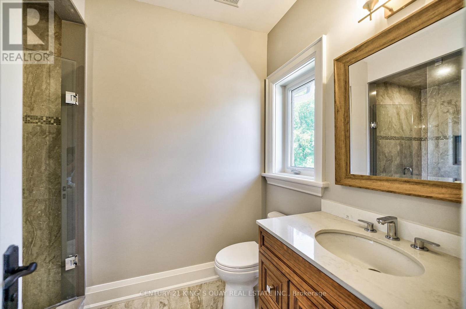 82 Cartier Crescent Property Photo 30