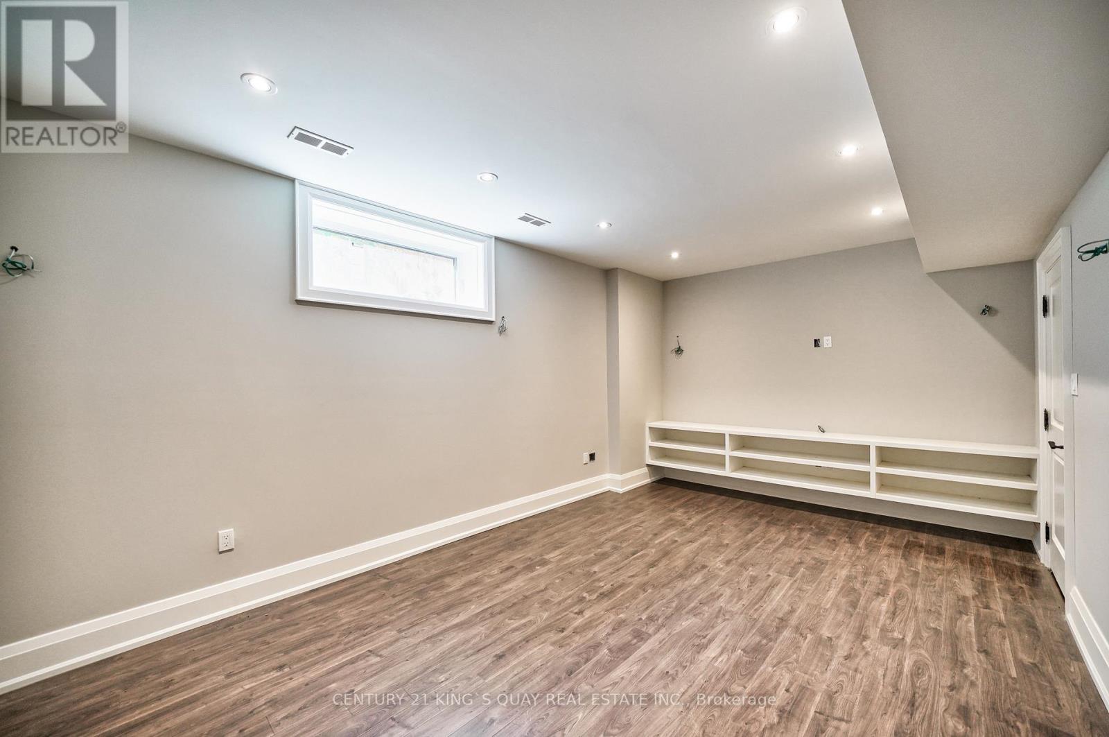 82 Cartier Crescent Property Photo 36
