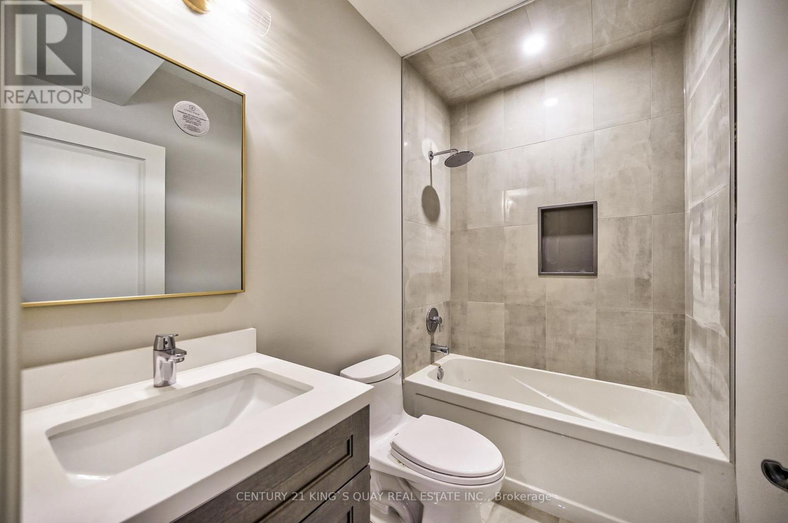 82 Cartier Crescent Property Photo 37