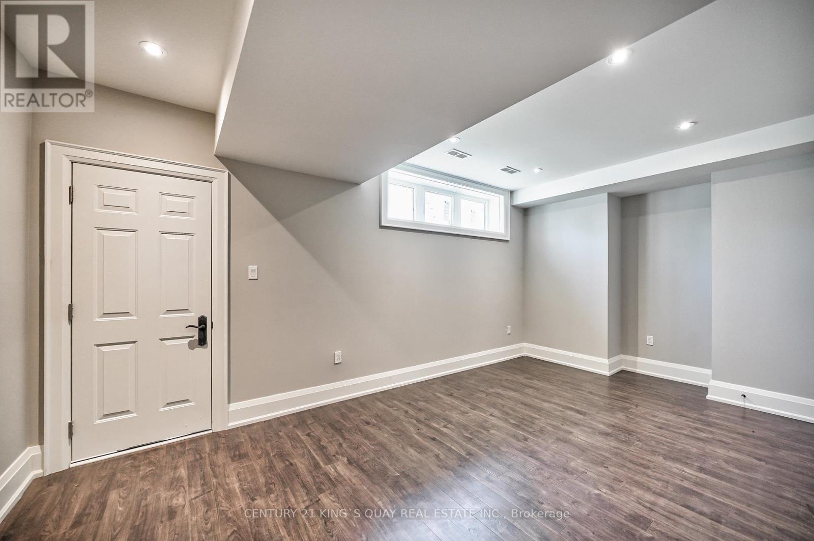 82 Cartier Crescent Property Photo 38