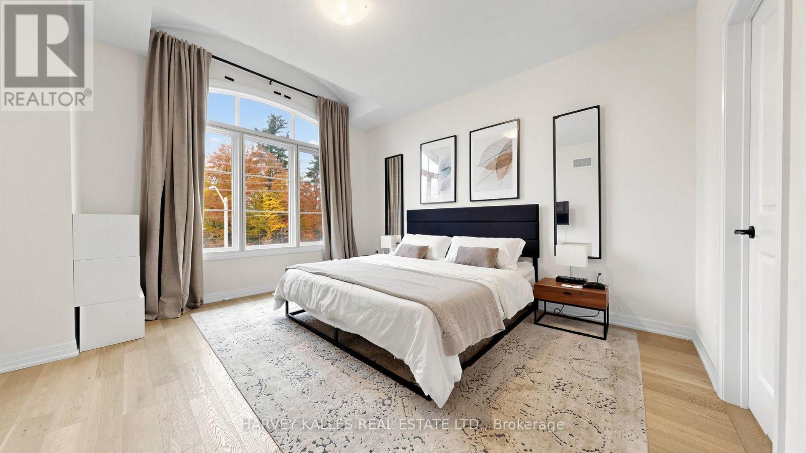 44 De La Roche Drive Property Photo 23