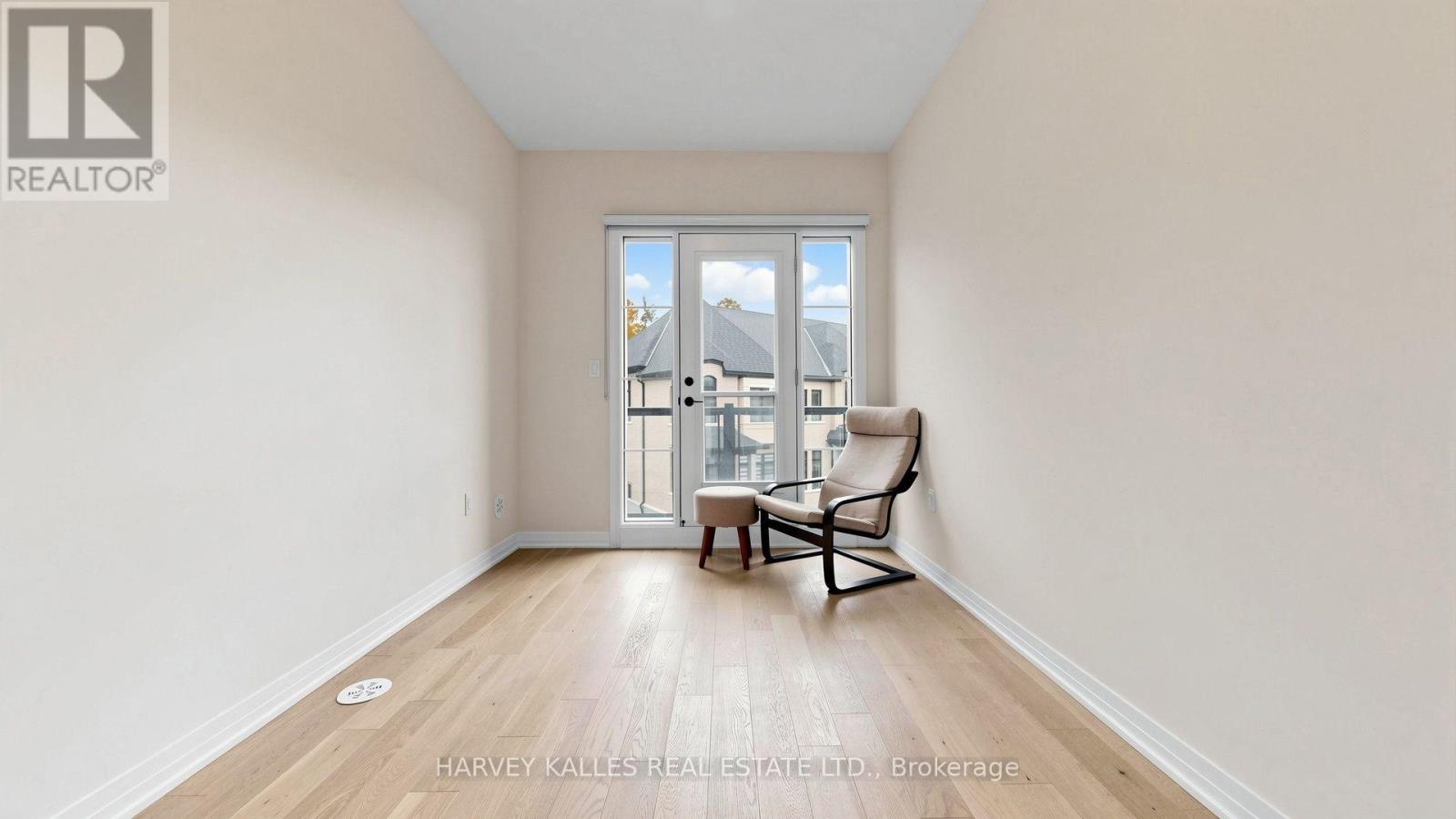 44 De La Roche Drive Property Photo 31