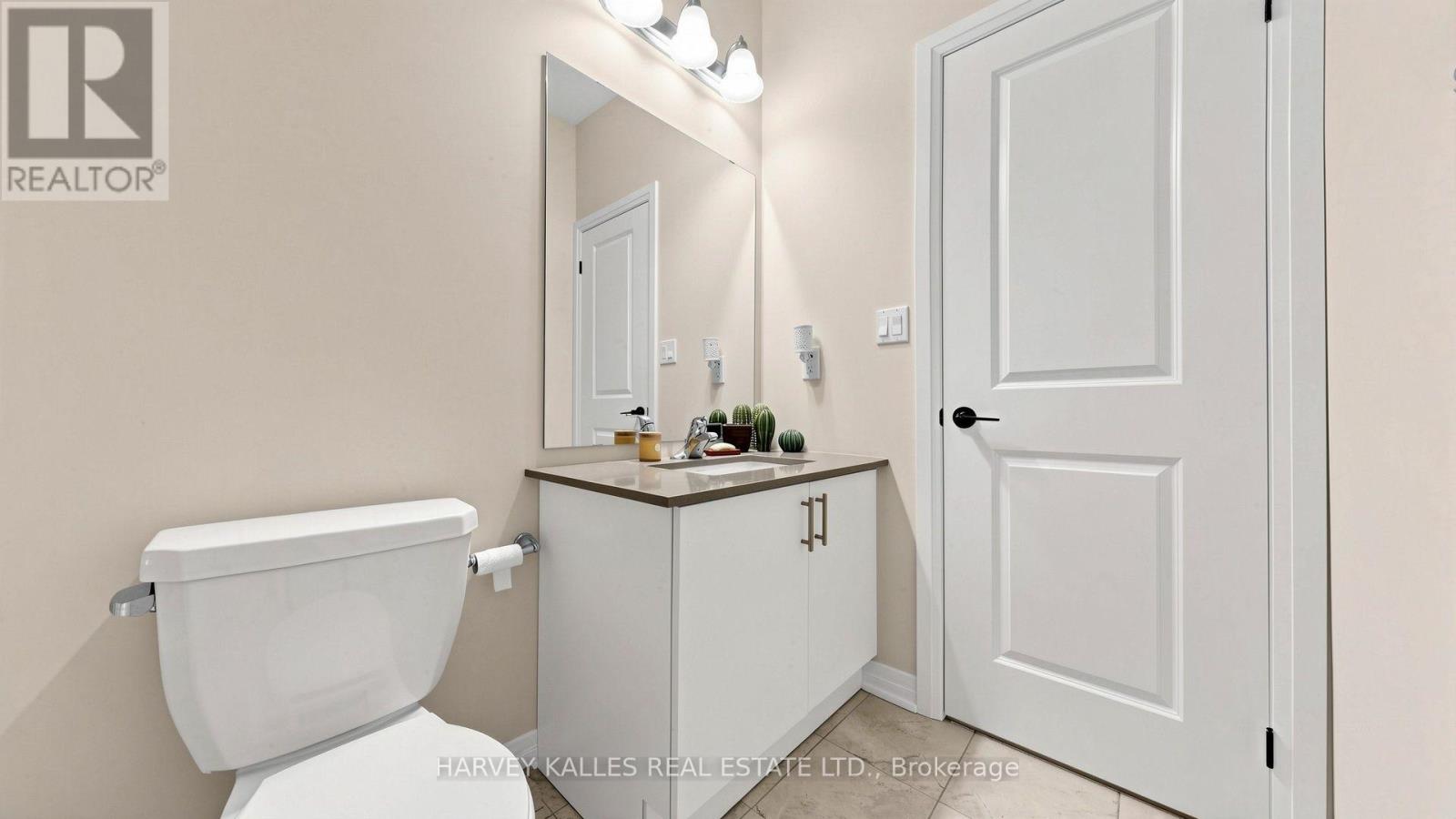 44 De La Roche Drive Property Photo 37