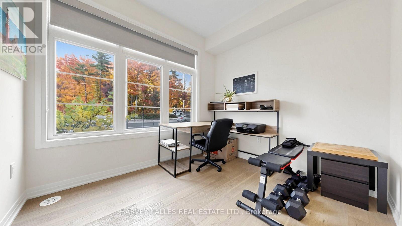44 De La Roche Drive Property Photo 38
