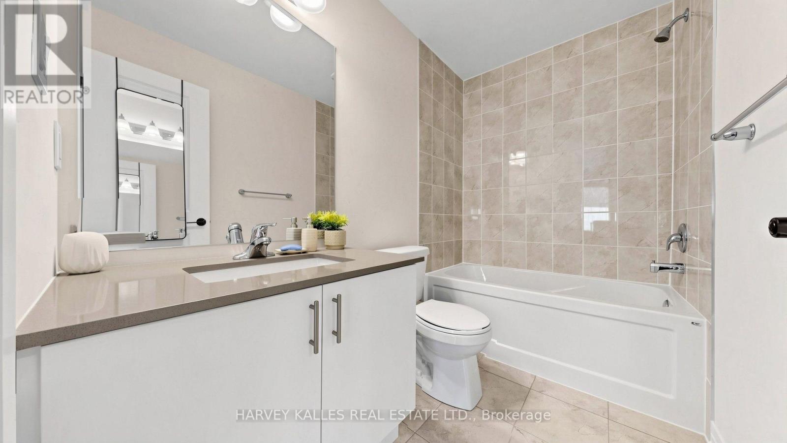 44 De La Roche Drive Property Photo 41